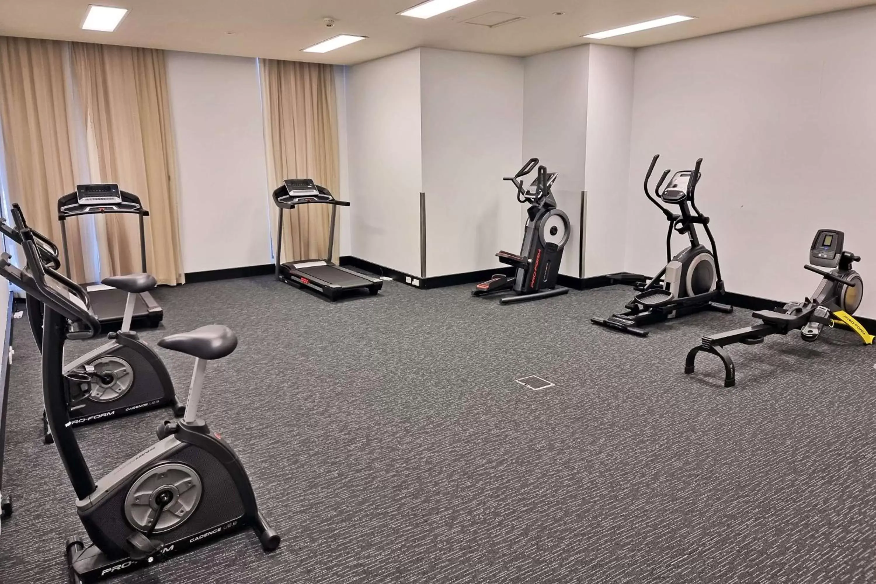 Fitness centre/facilities, Fitness Center/Facilities in Metro Advance Apartments & Hotel