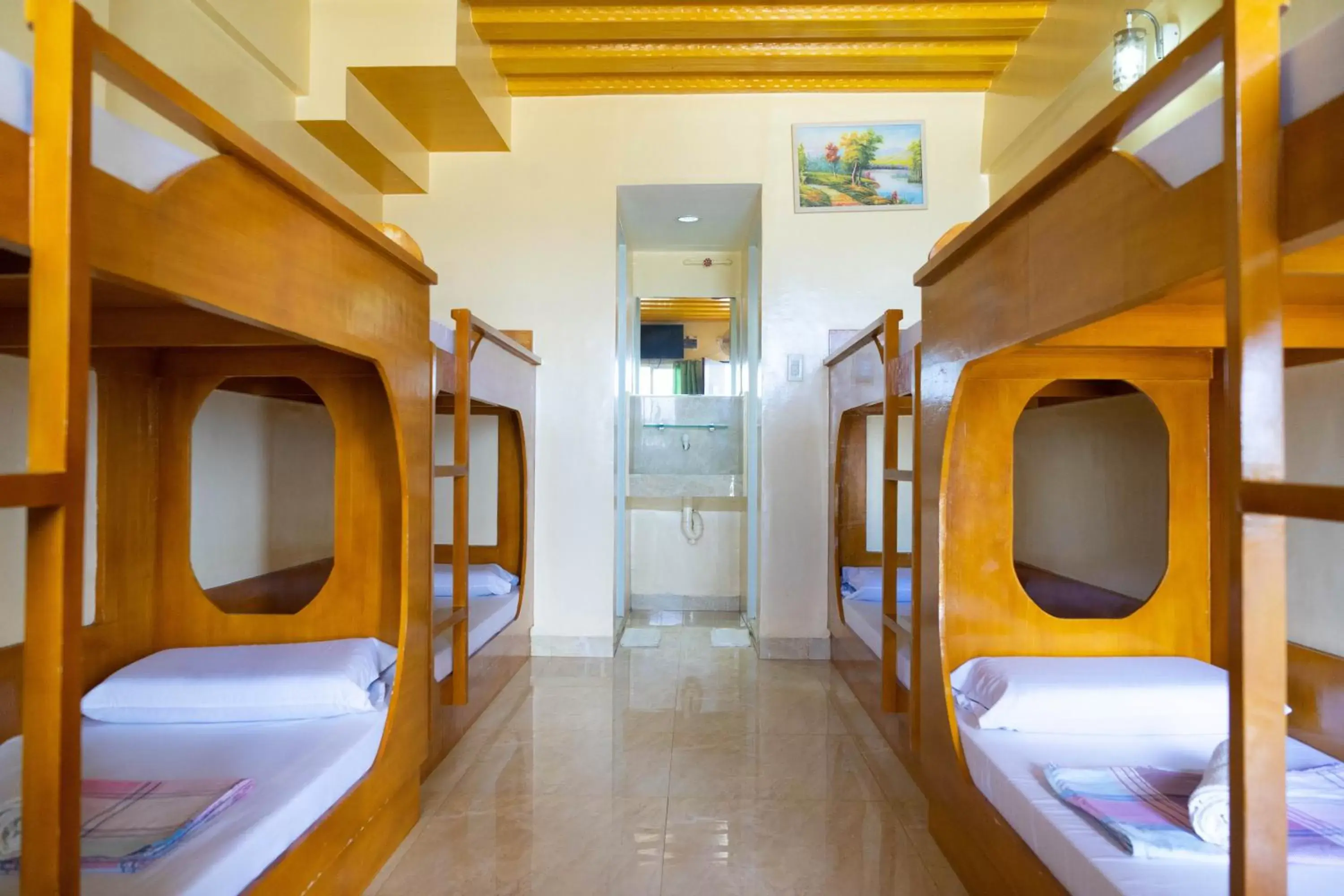 Photo of the whole room, Bunk Bed in GingGing Hotel And Resort