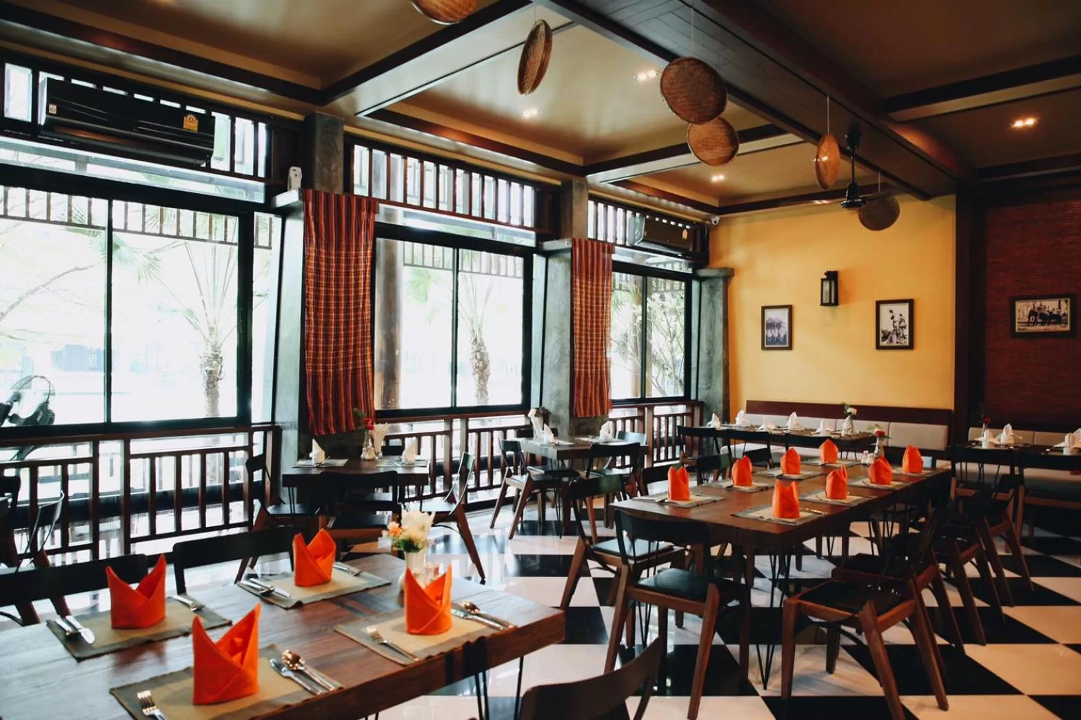 Restaurant/places to eat in Hotel de l'amour SHA PLUS