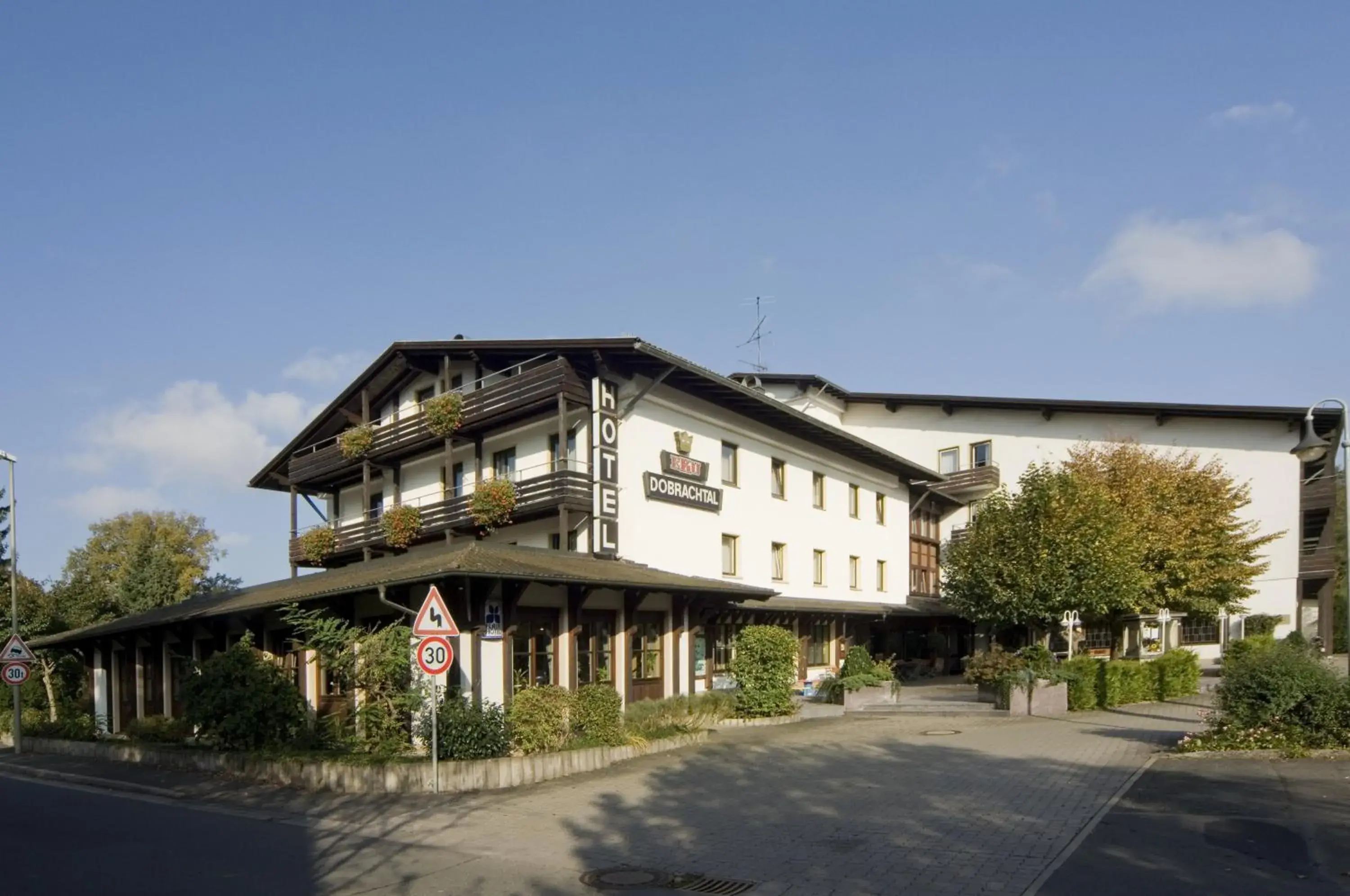 Facade/entrance, Property Building in Flair Hotel Dobrachtal