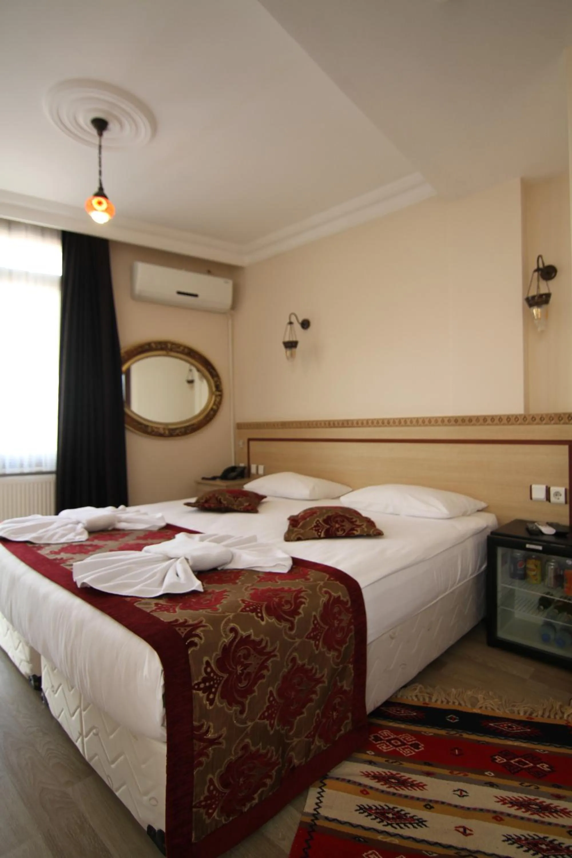 Photo of the whole room, Bed in Art City Hotel Istanbul