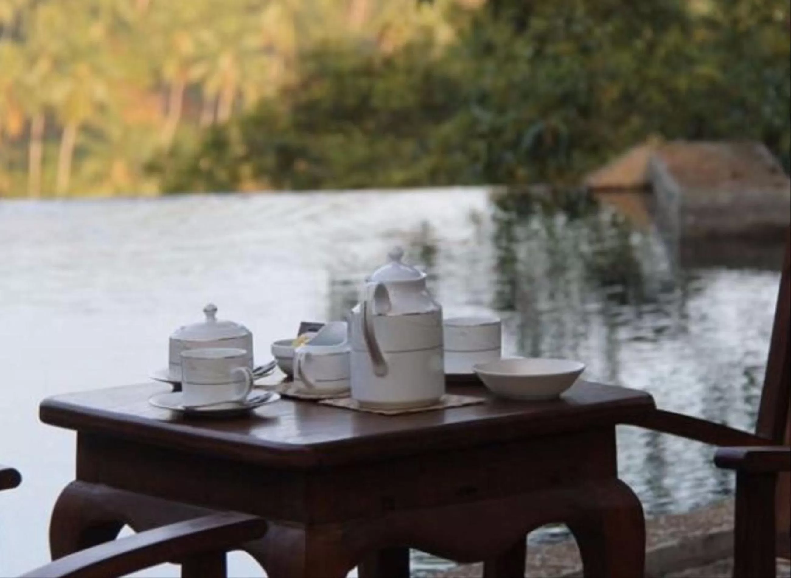 Day in Birds Park Polgahawela