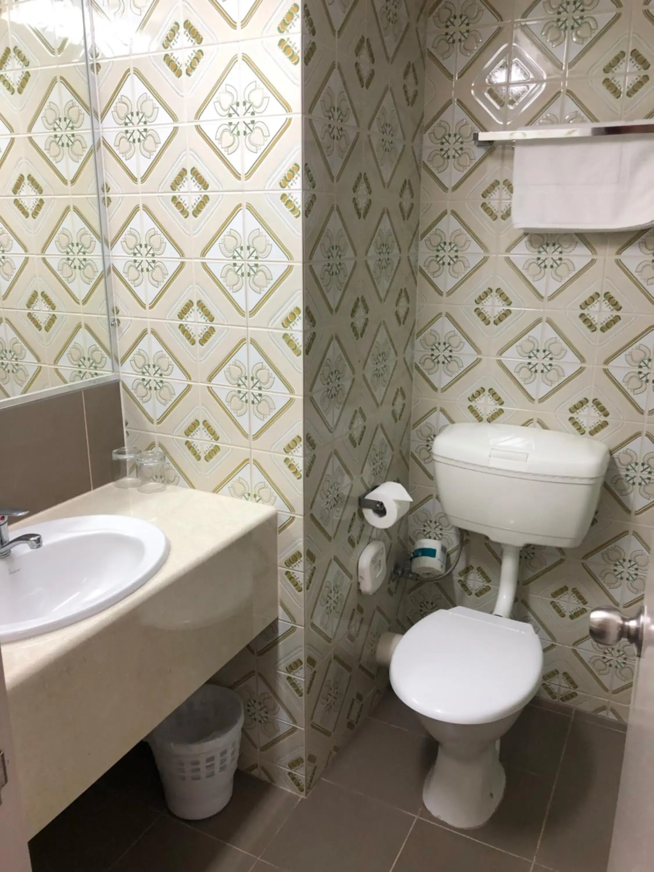 Toilet, Bathroom in Dog Rock Motel