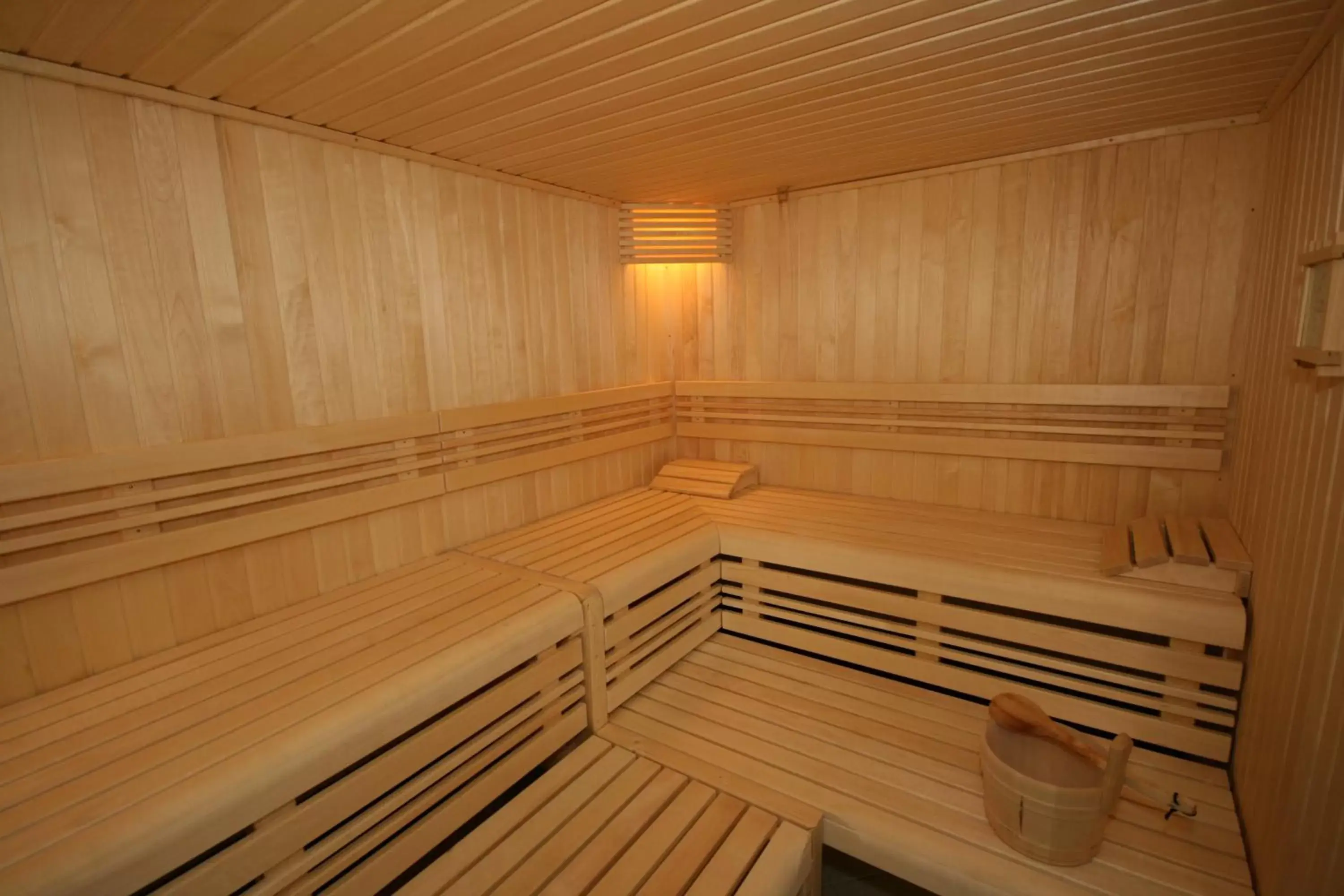 Sauna in Grand Hôtel "Château de Sully" - Piscine & Spa