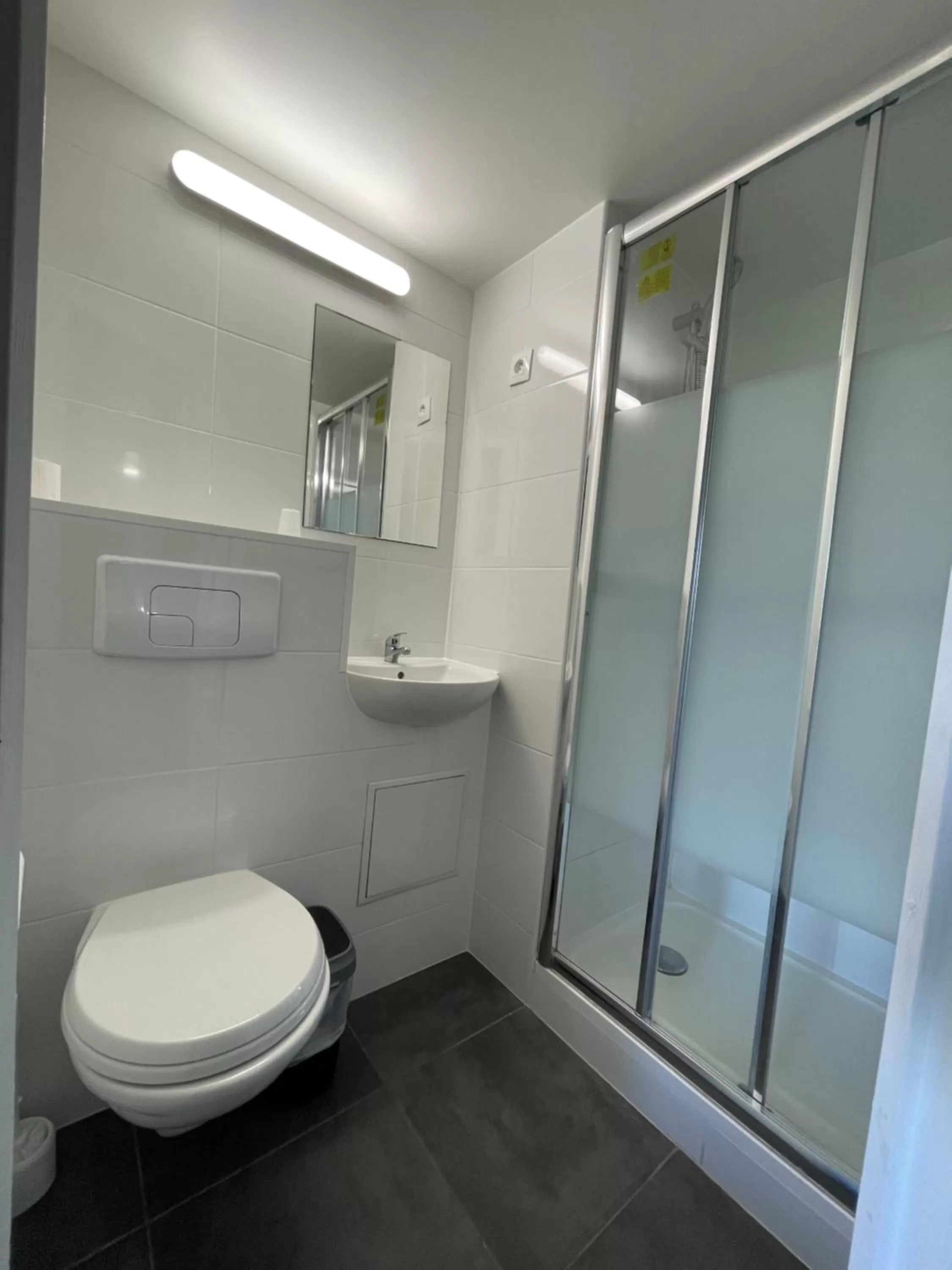 Shower in Fasthotel Roissy - Saint-Witz