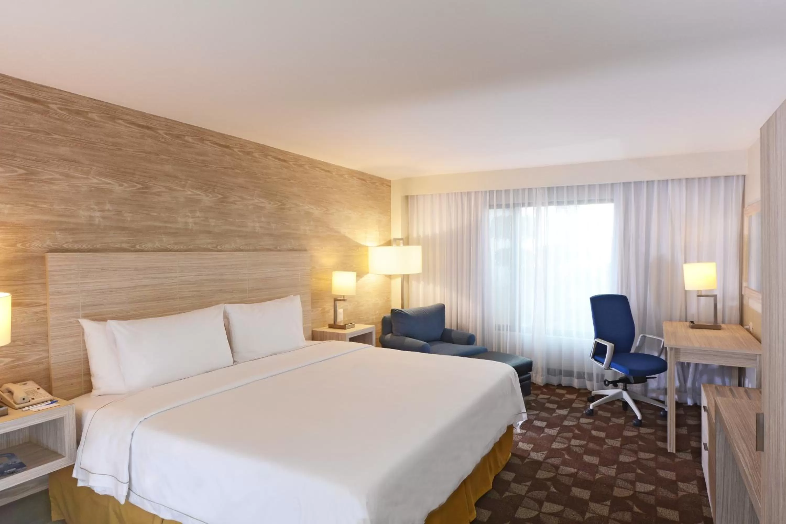 Bed in Holiday Inn Express Toluca by IHG