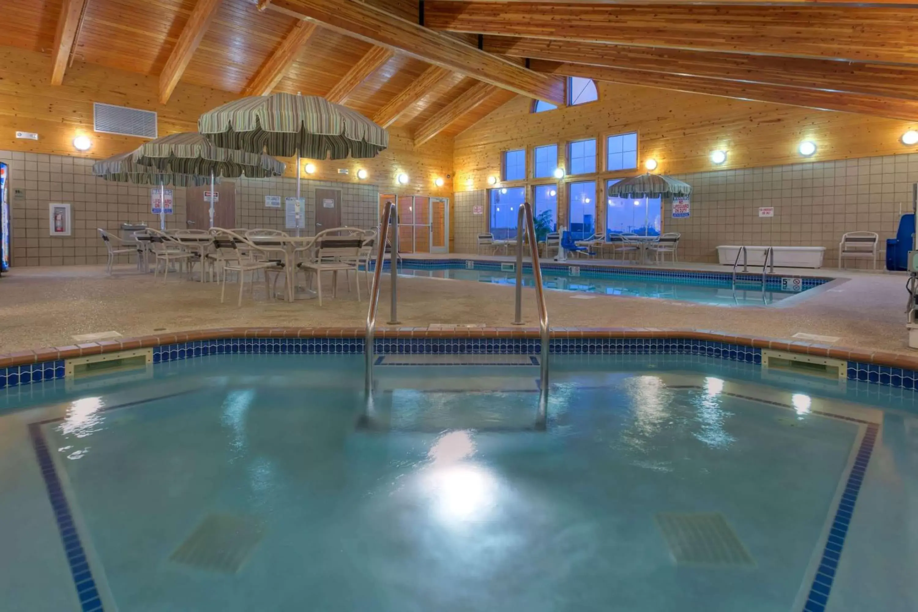 Hot Tub, Swimming Pool in AmericInn by Wyndham Newton