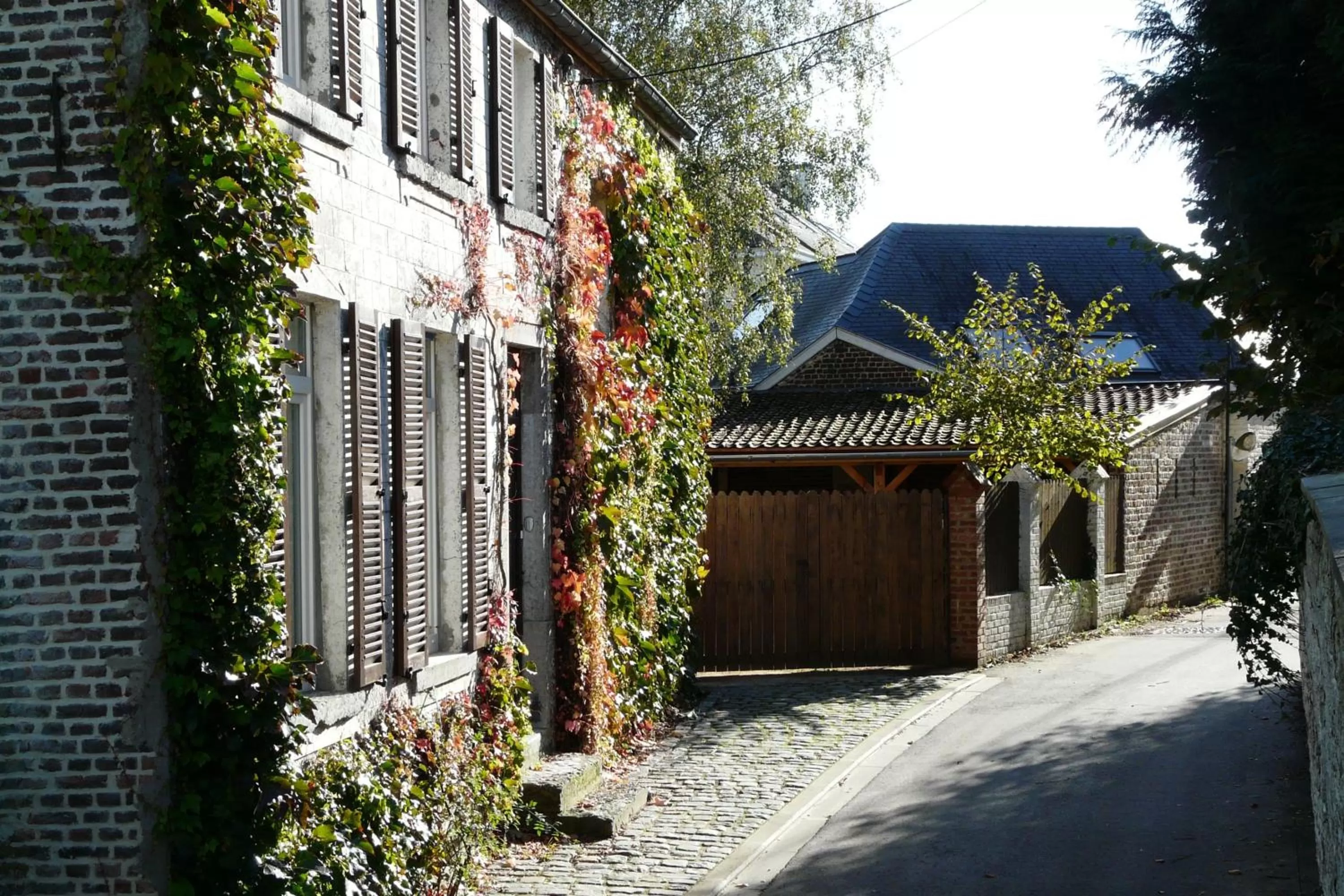 Facade/entrance in B&B Le Valangré