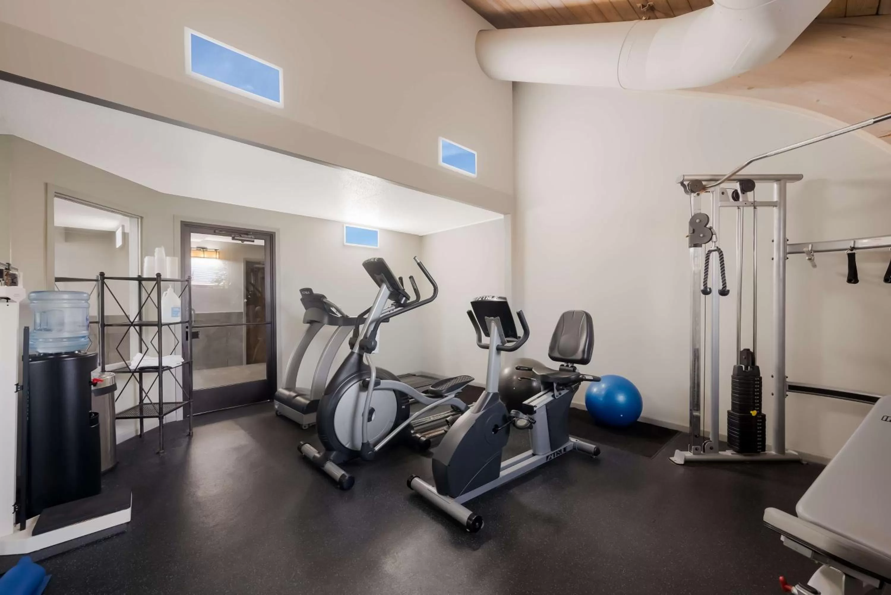 Fitness centre/facilities in Best Western Executive Inn