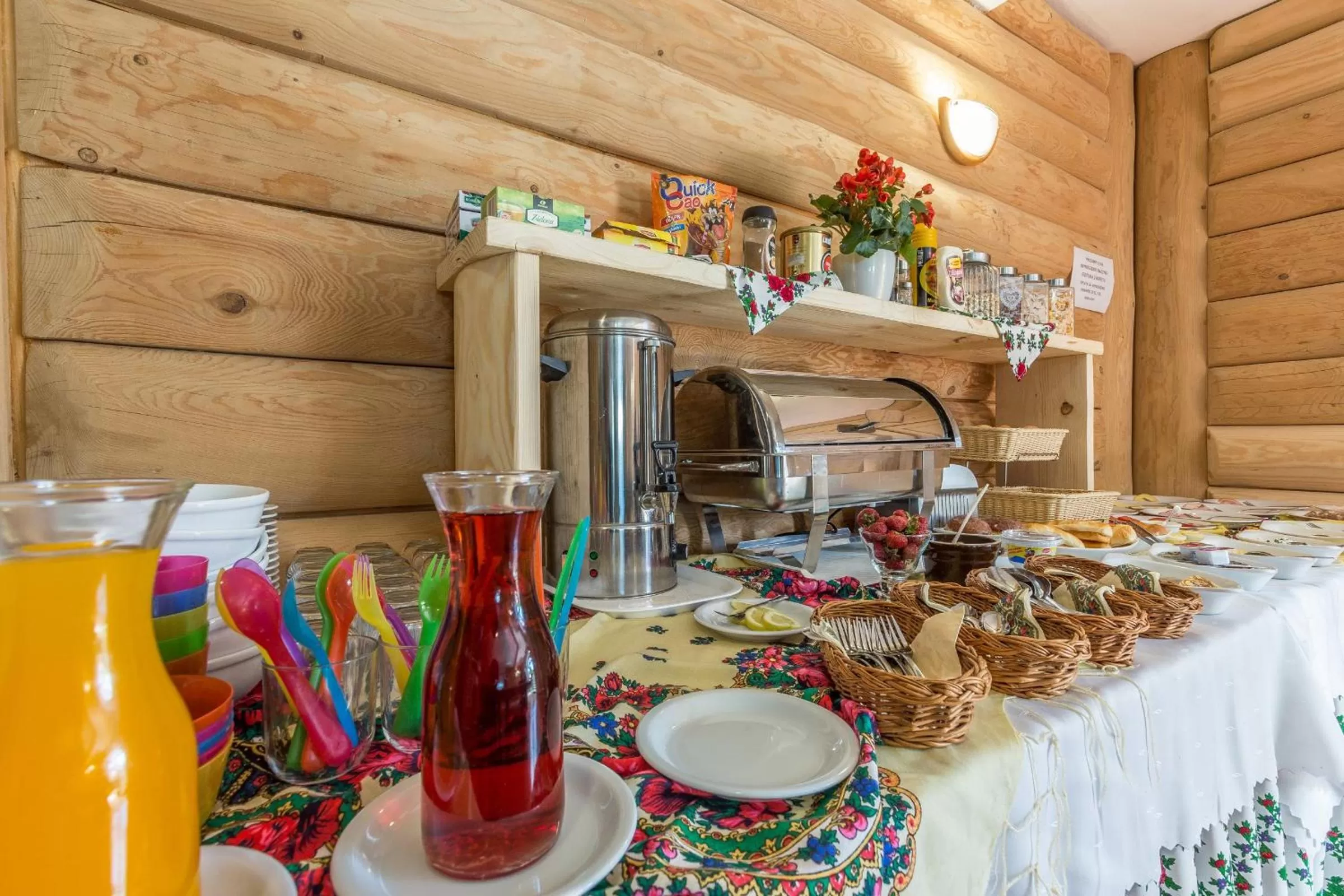 Buffet breakfast in Willa Baciarka-basen, sauny i jacuzzi