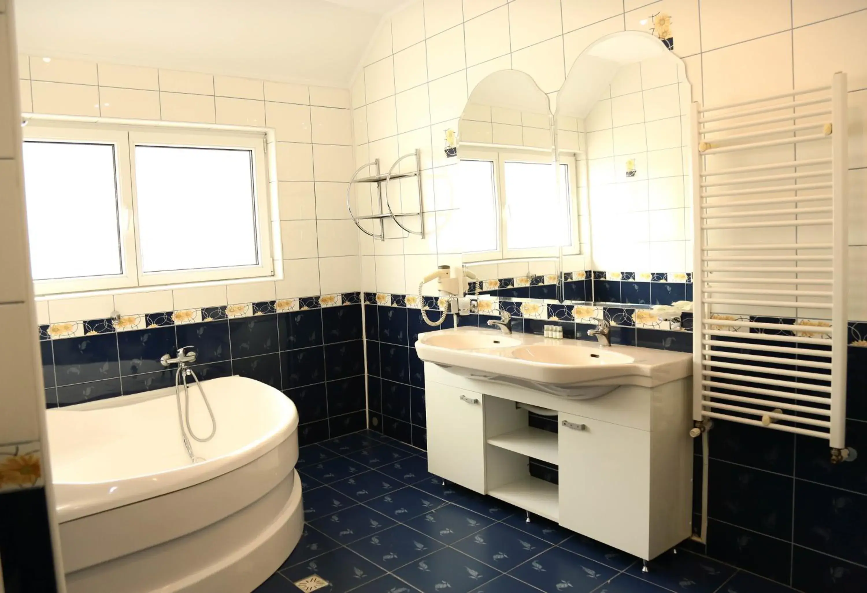 Bathroom in Hotel Apollonia