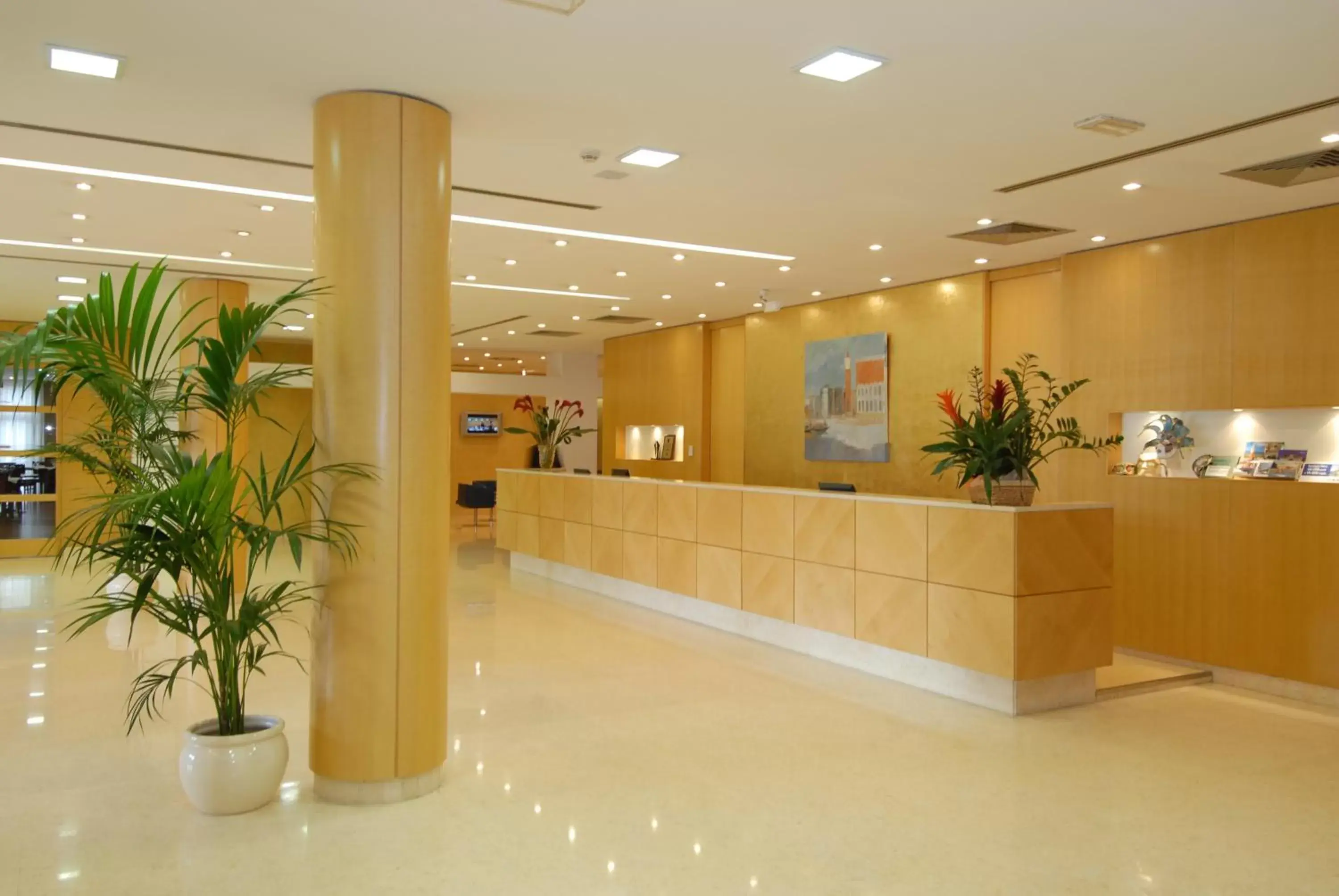 Property building, Lobby/Reception in Crowne Plaza Venice East, an IHG Hotel