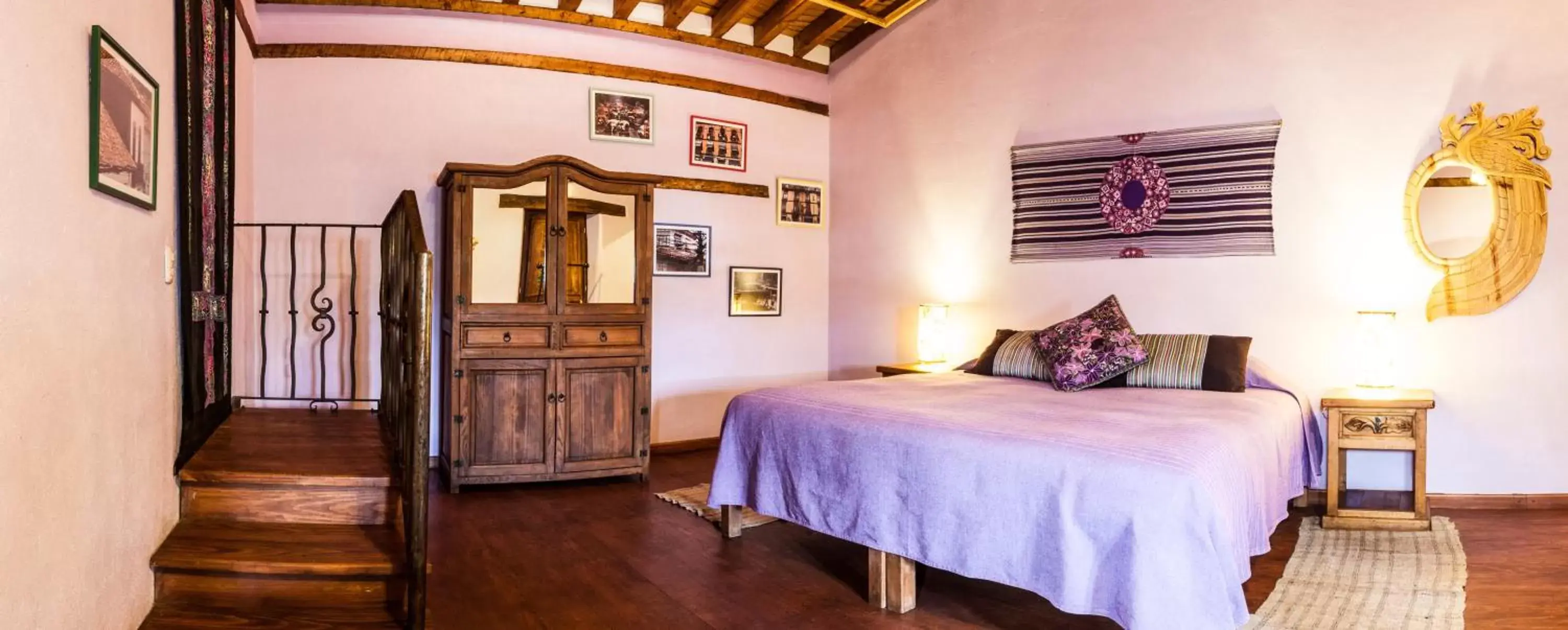 Photo of the whole room, Bed in Posada Yolihuani