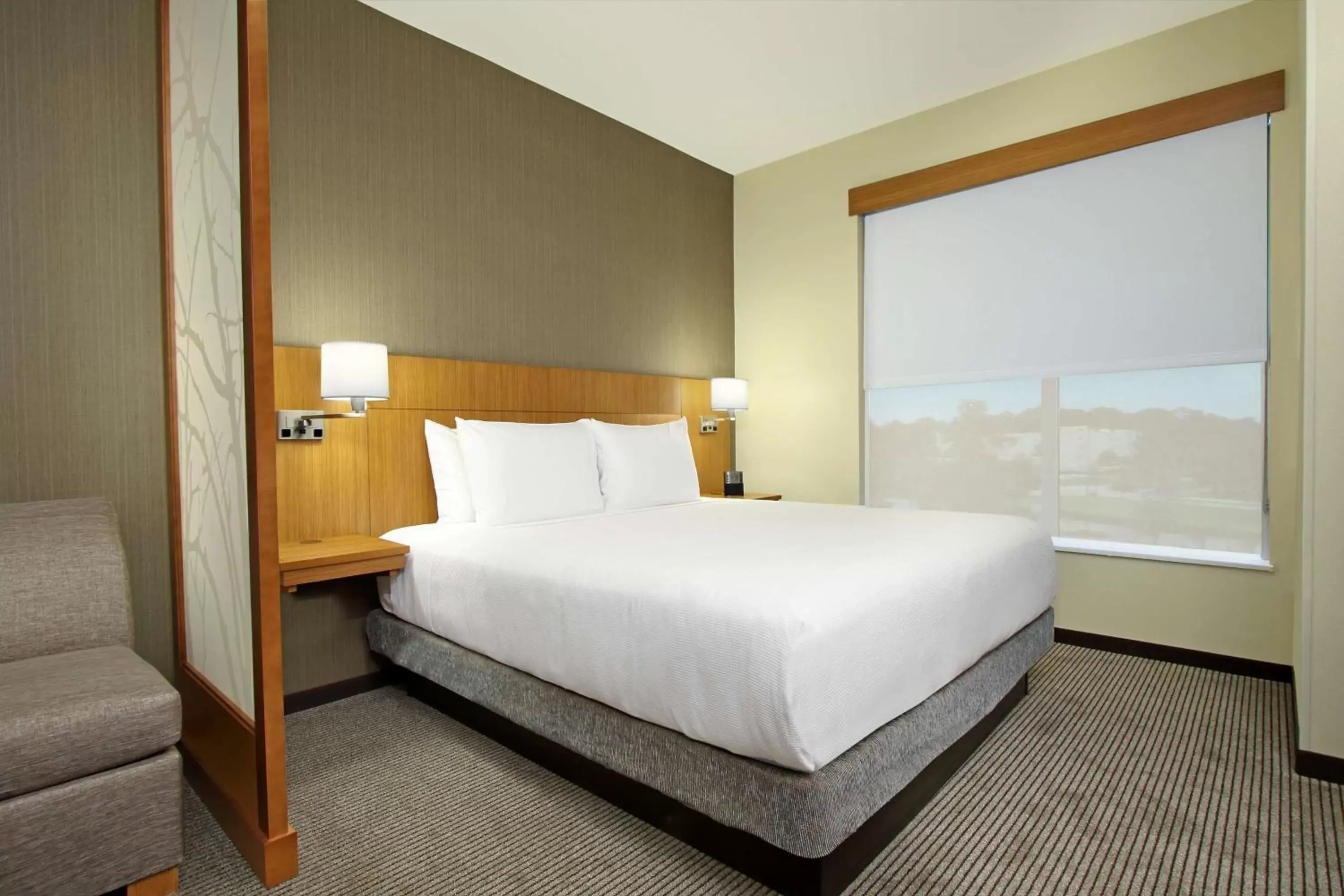 Photo of the whole room, Bed in Hyatt Place Houston NW Vintage Park