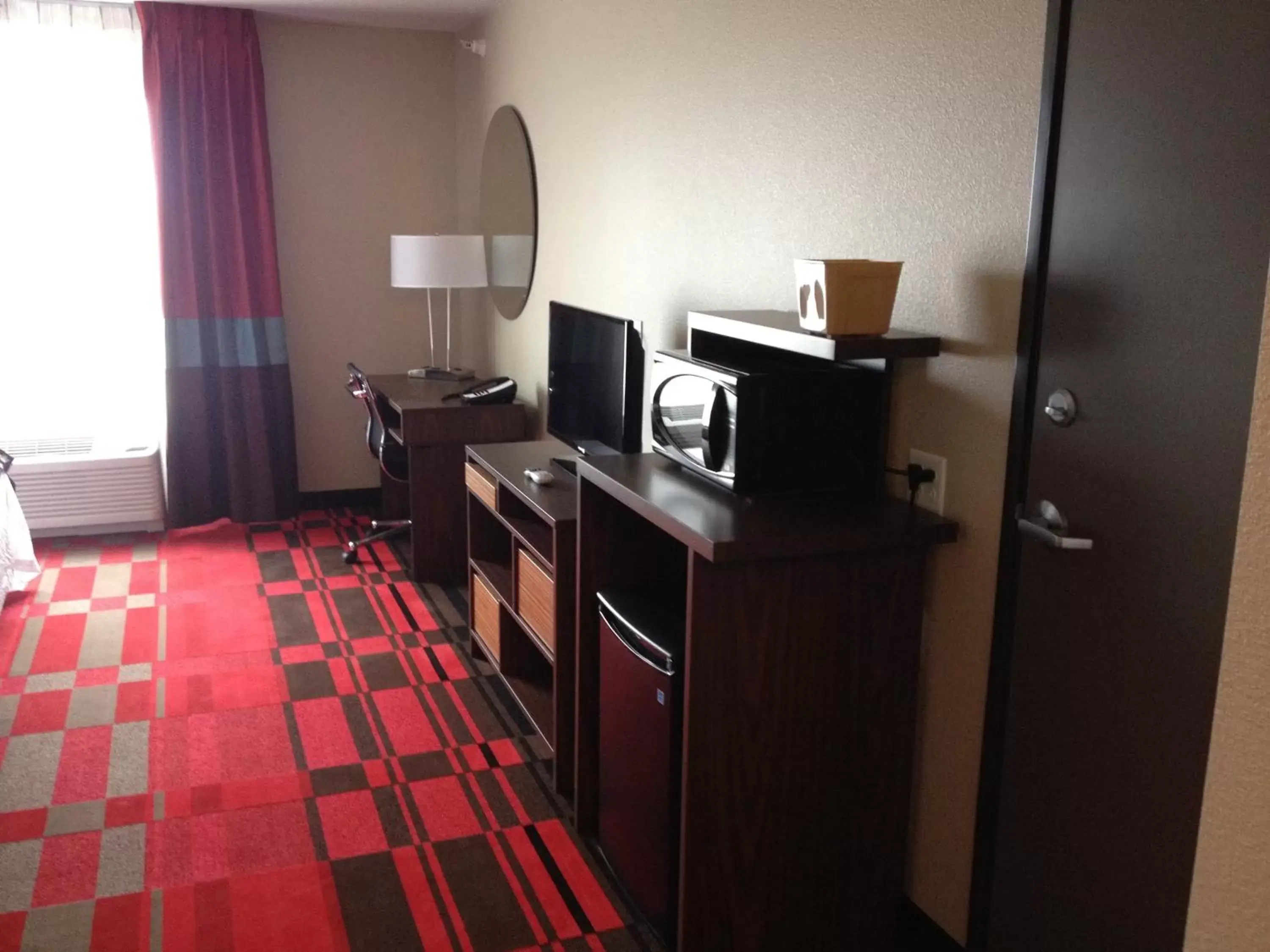 TV and multimedia, TV/Entertainment Center in Best Western Roosevelt Place