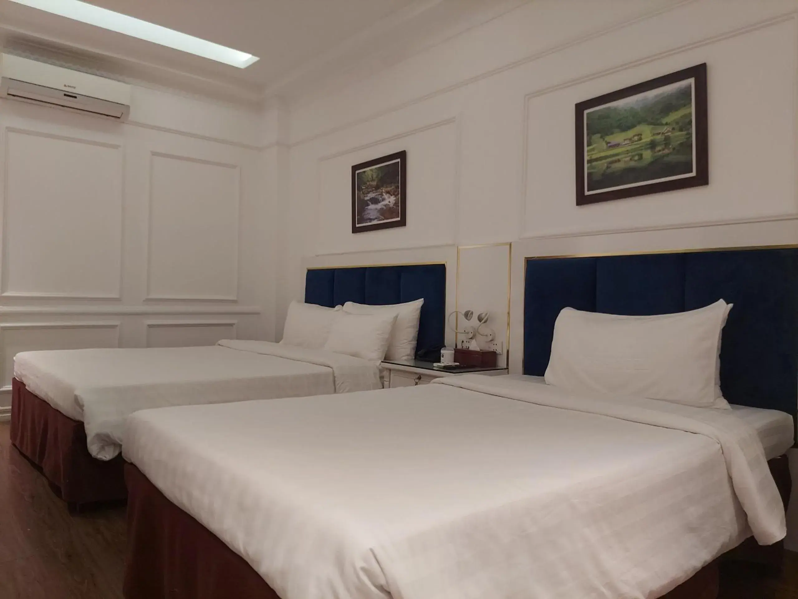 Bed in A25 Hotel - Dịch Vọng Hậu