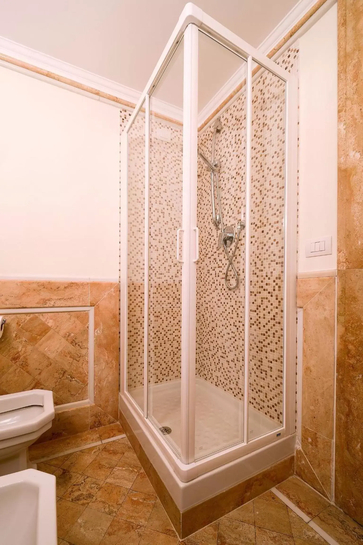 Bathroom in Polinari Rooms San Pietro Roma