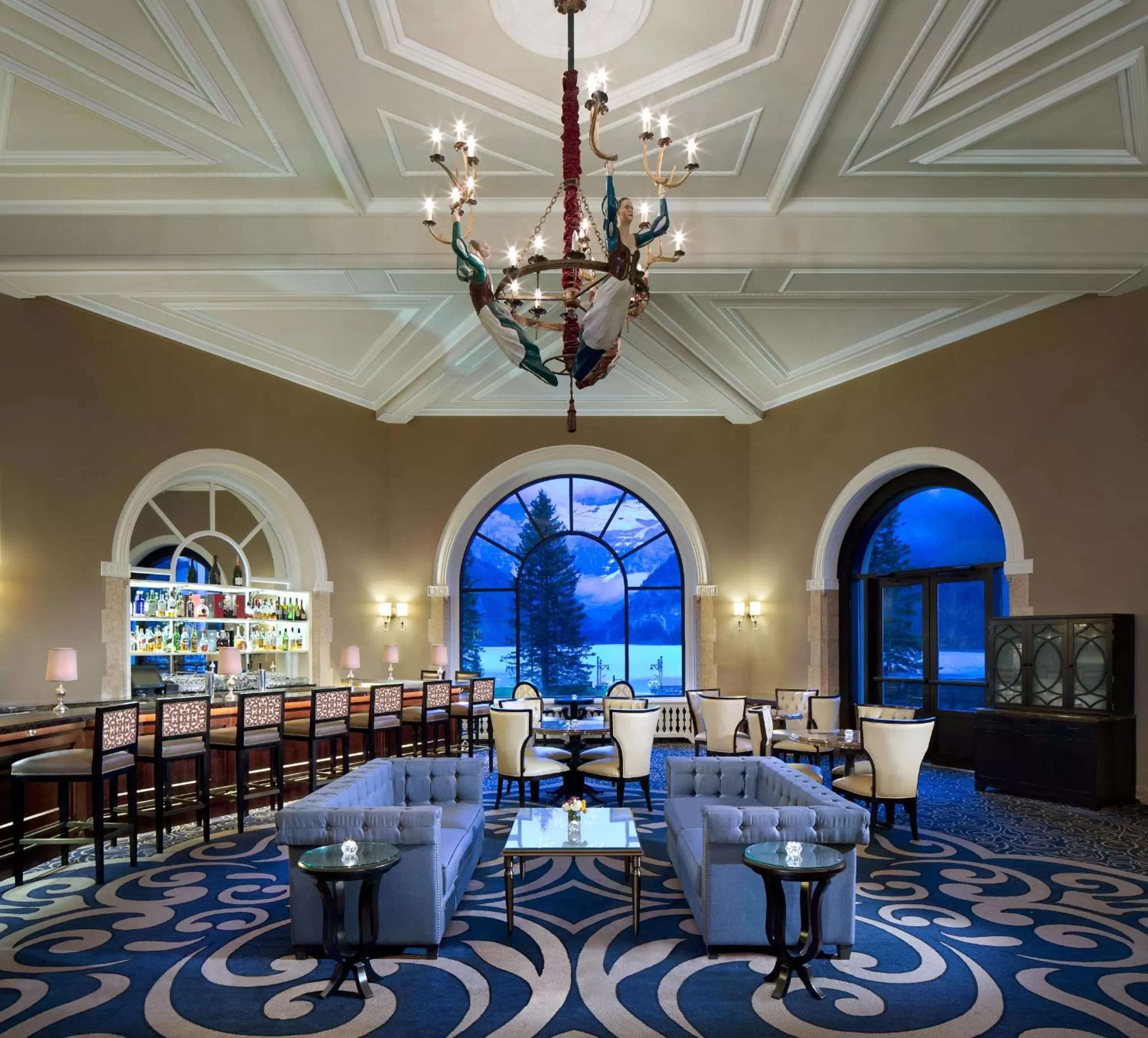 Lobby or reception in Fairmont Château Lake Louise