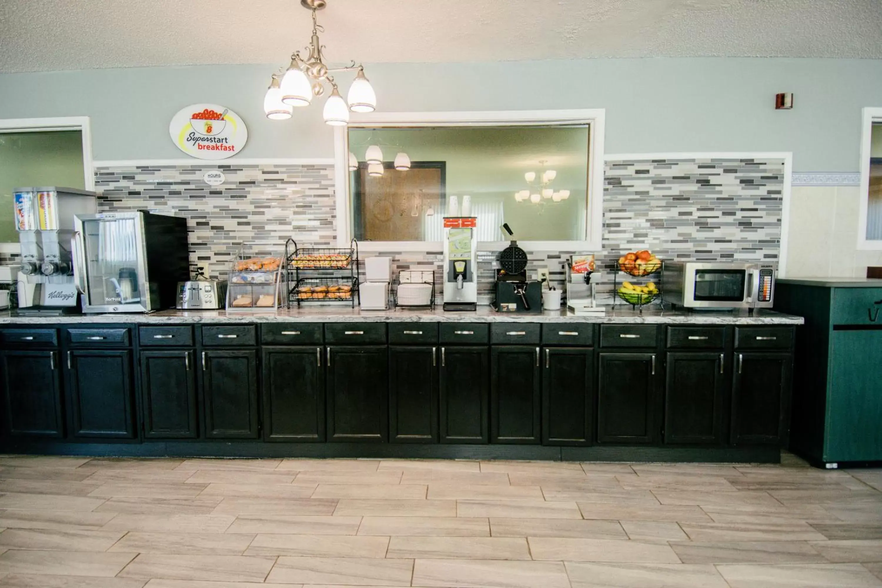 Continental breakfast in Super 8 by Wyndham McLean/Bloomington SW Continental breakfast in Super 8 by Wyndham McLean/Bloomington SW