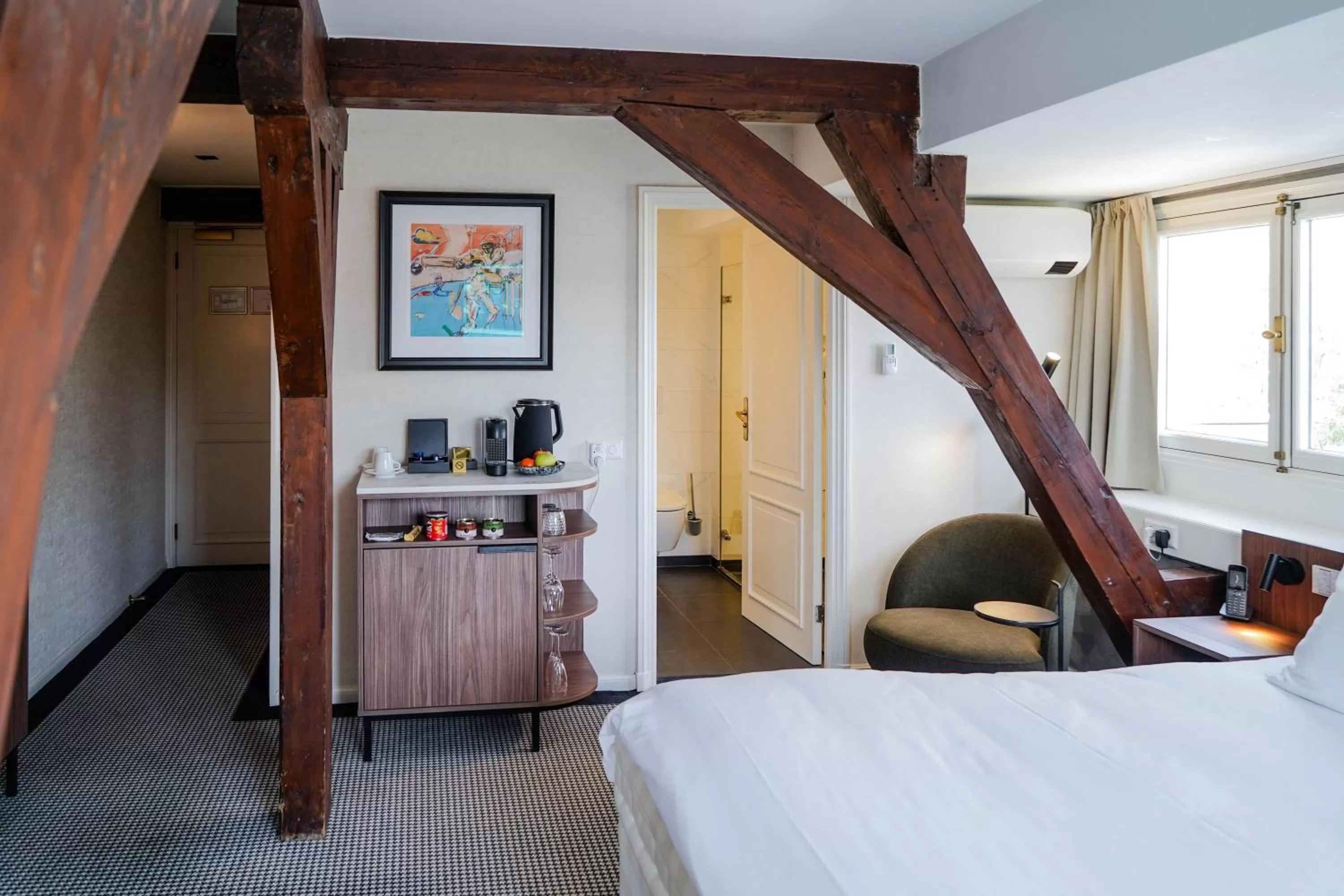 Bedroom, Bed in Central Park Voorburg - Relais & Chateaux