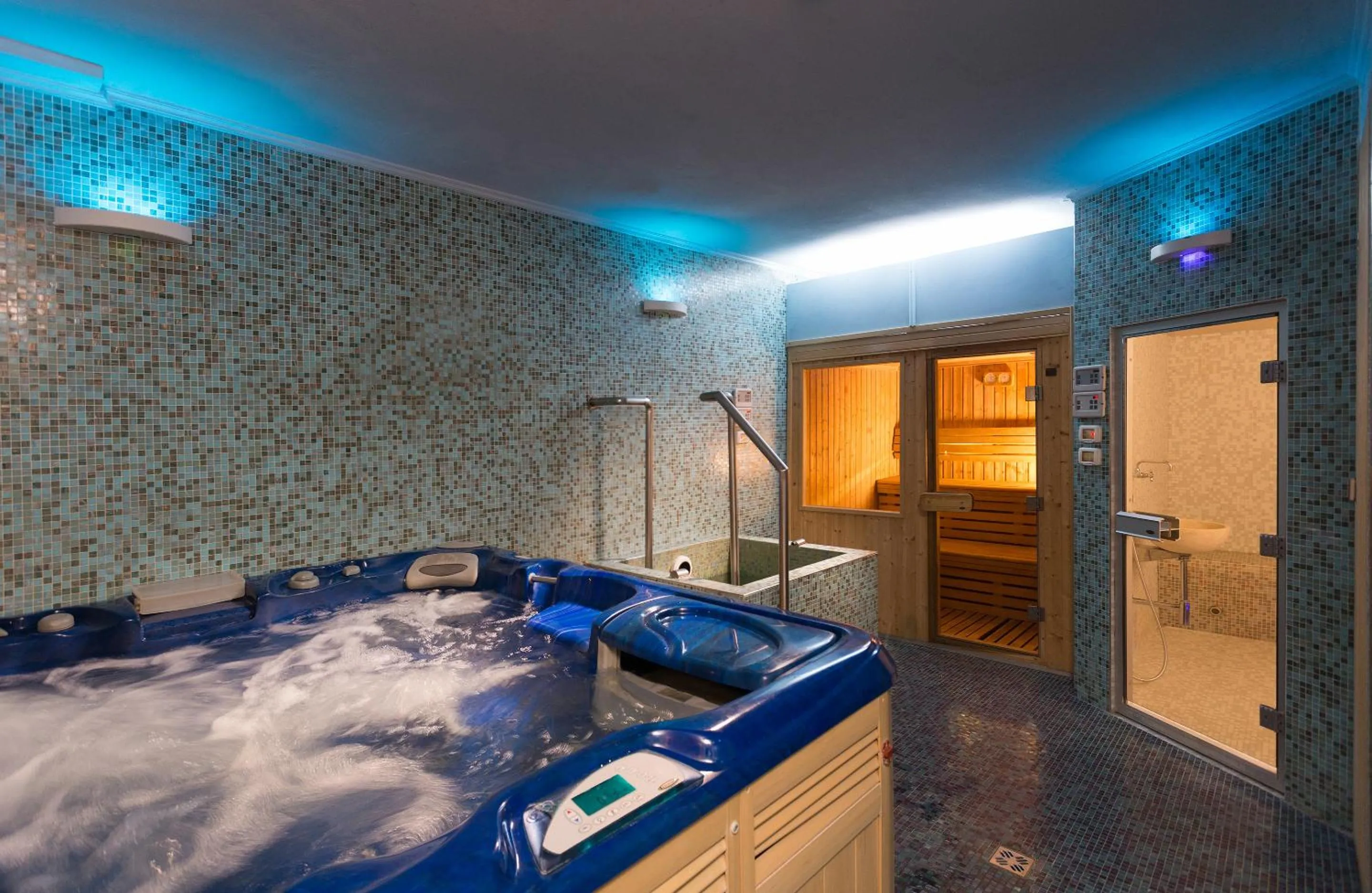 Spa and wellness centre/facilities in Mefuta Hotel