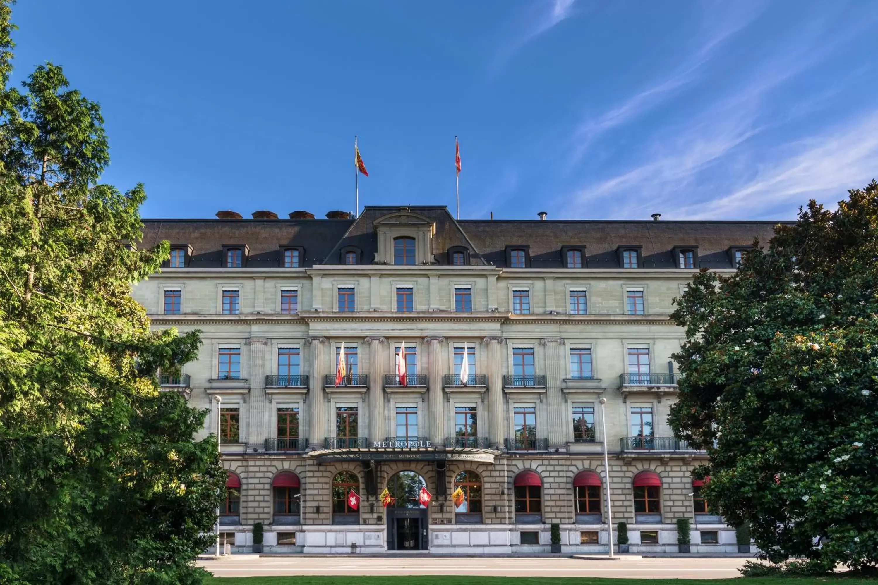 Property Building in Hôtel Métropole Genève