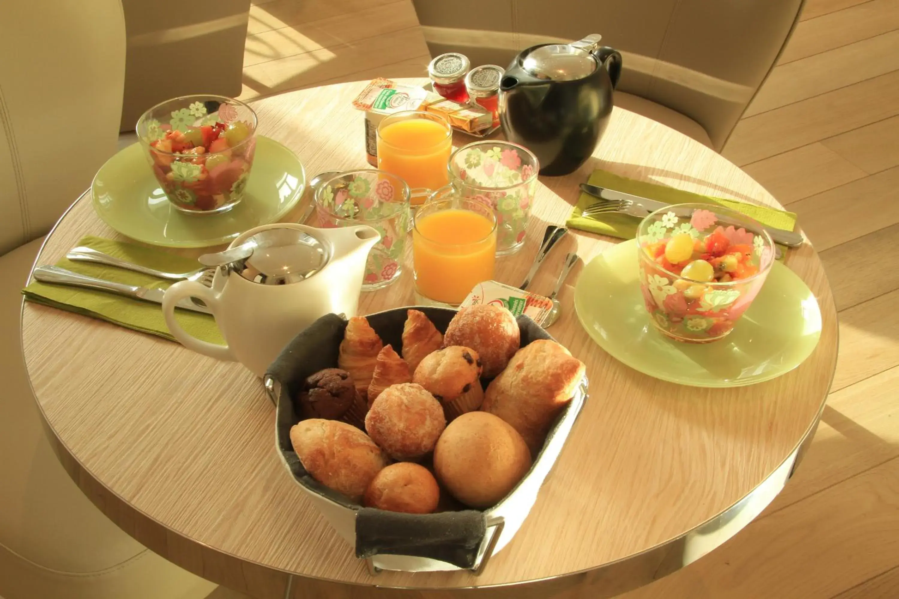 Breakfast in Le Cesar Hotel
