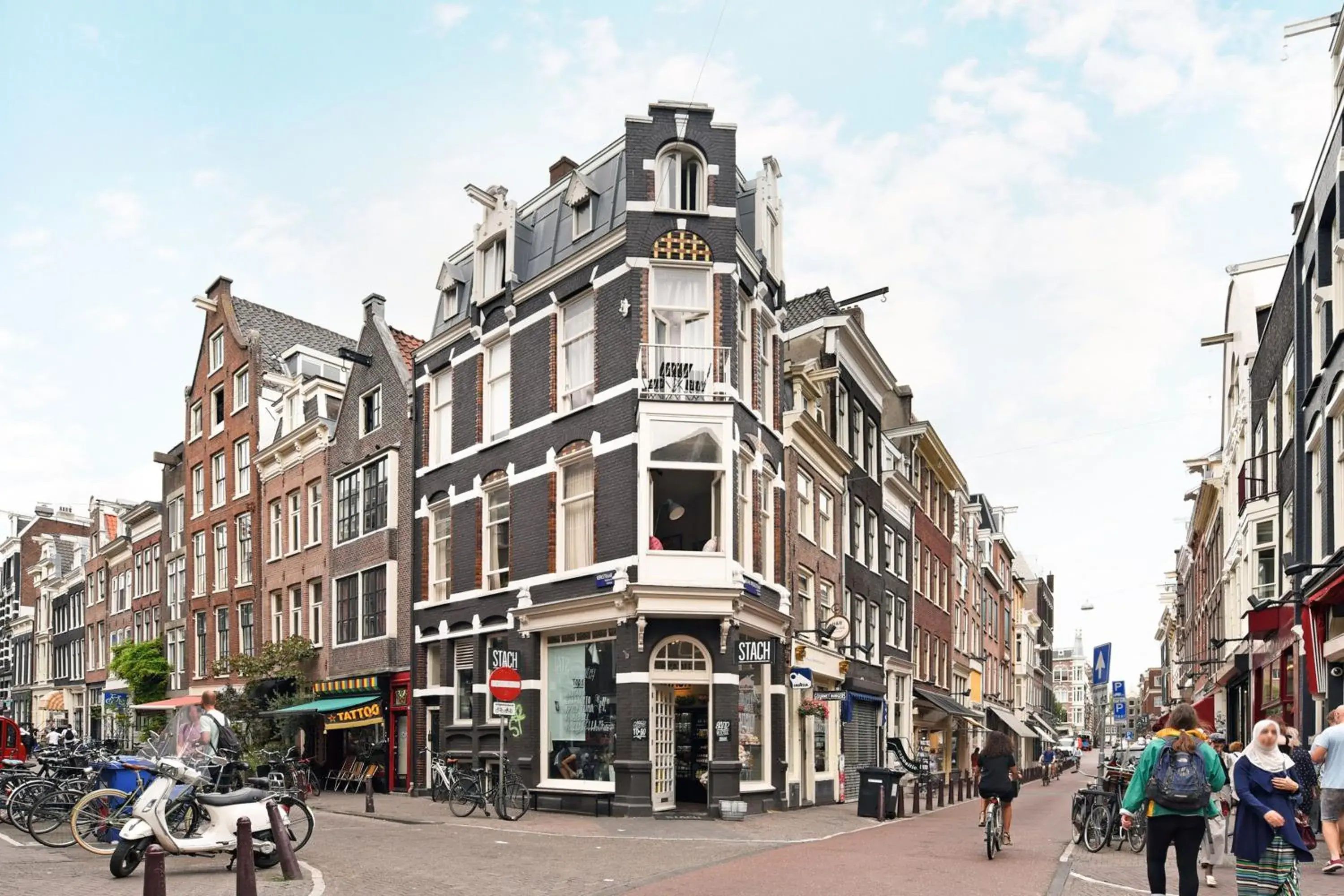 Street view, Neighborhood in Hans Brinker Hostel Amsterdam