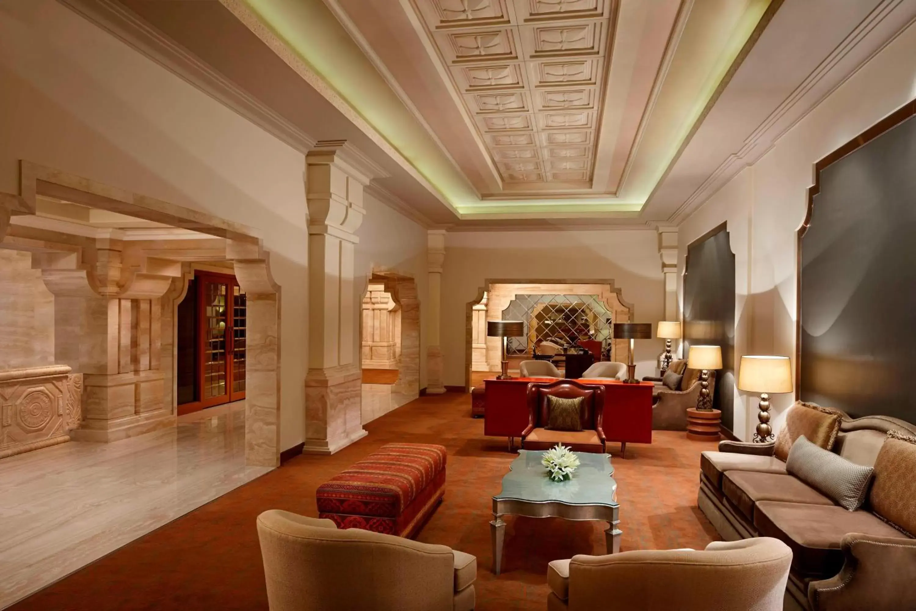 Restaurant/places to eat, Lobby/Reception in ITC Grand Chola, a Luxury Collection Hotel, Chennai