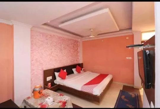 Bed in Hotel Rock View