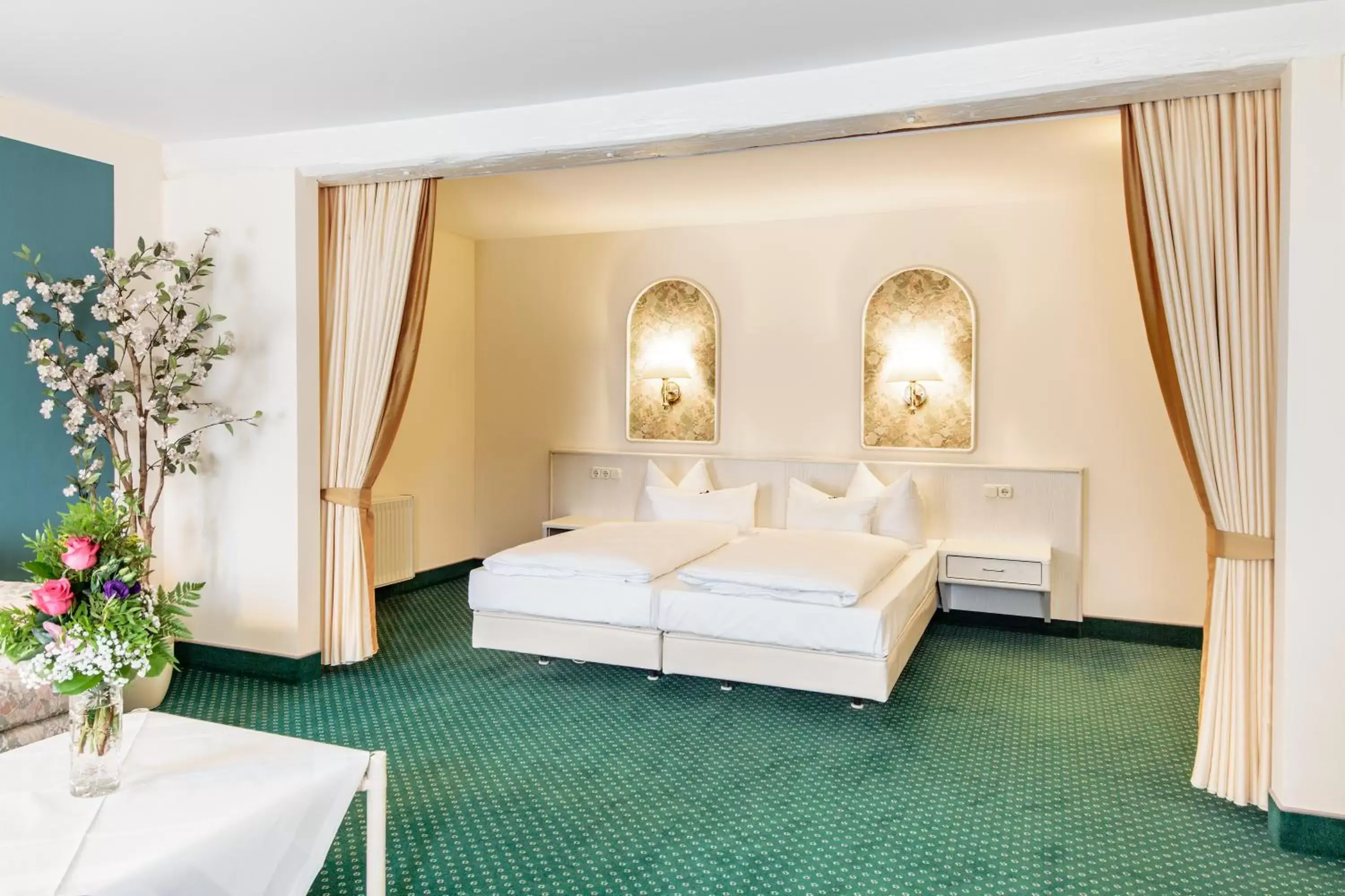 Suite in Arvena Reichsstadt Hotel Suite in Arvena Reichsstadt Hotel