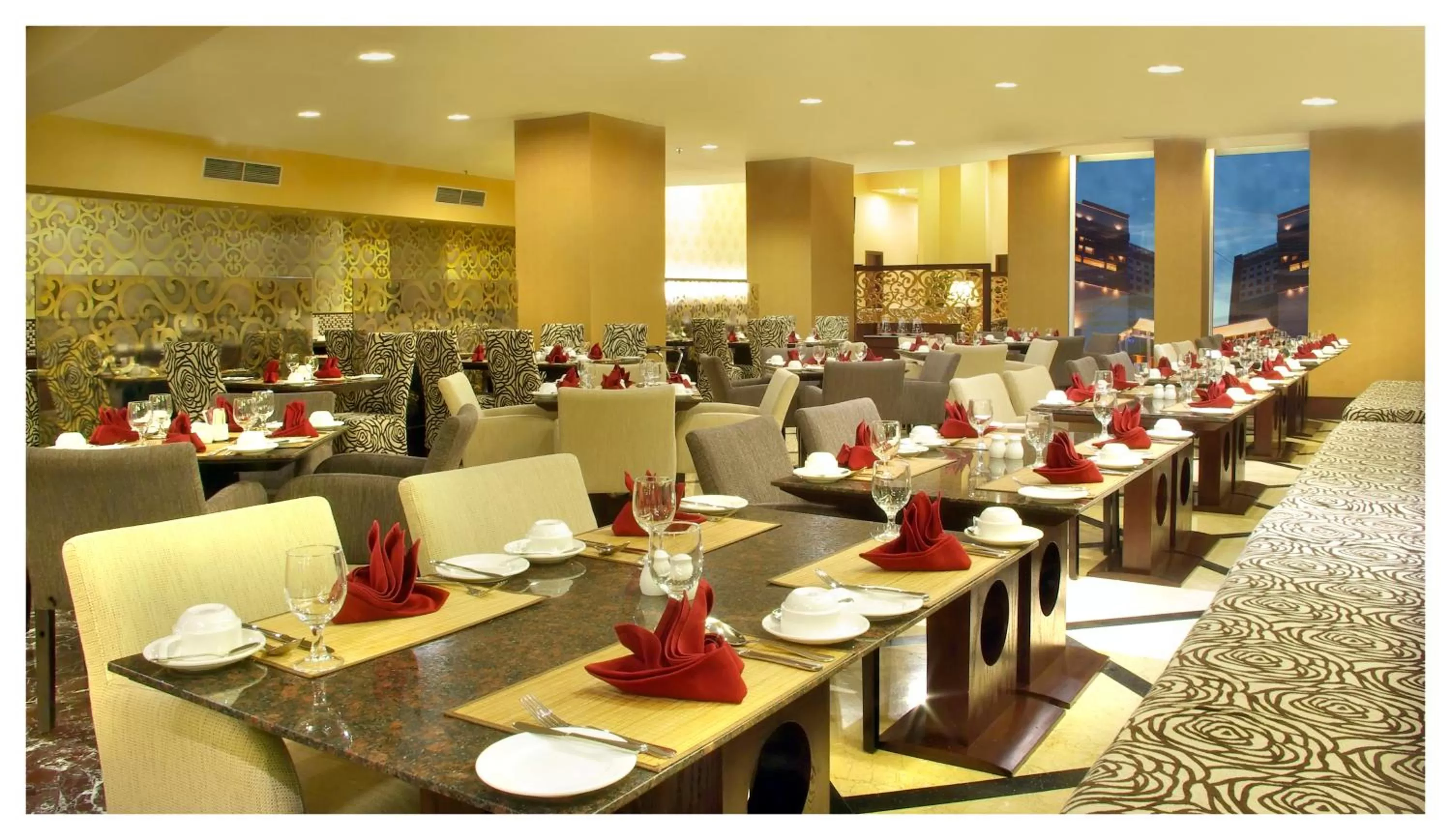 Restaurant/places to eat in Aston Samarinda Hotel and Convention Center