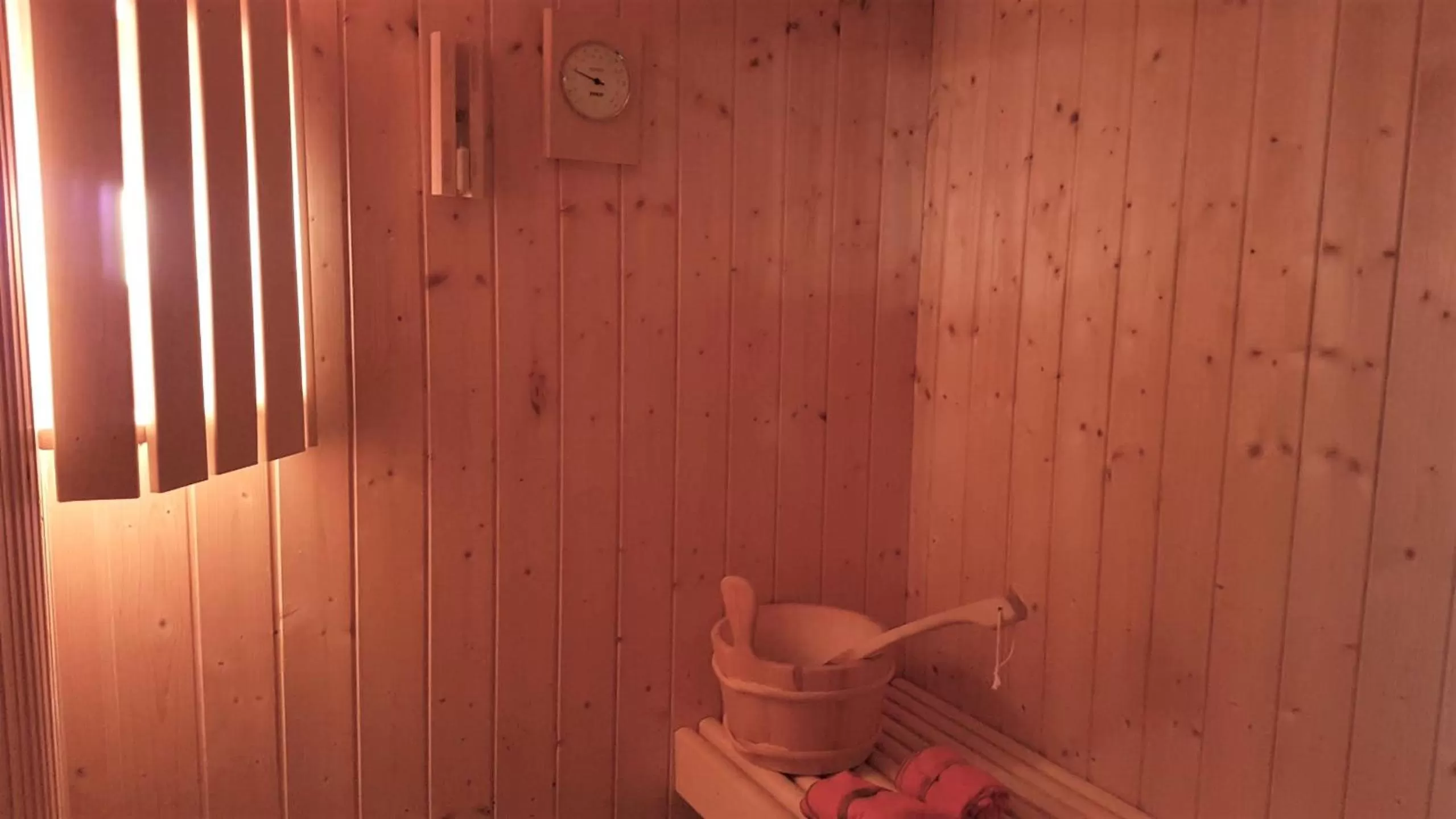 Sauna in Les chambres du Keriolet