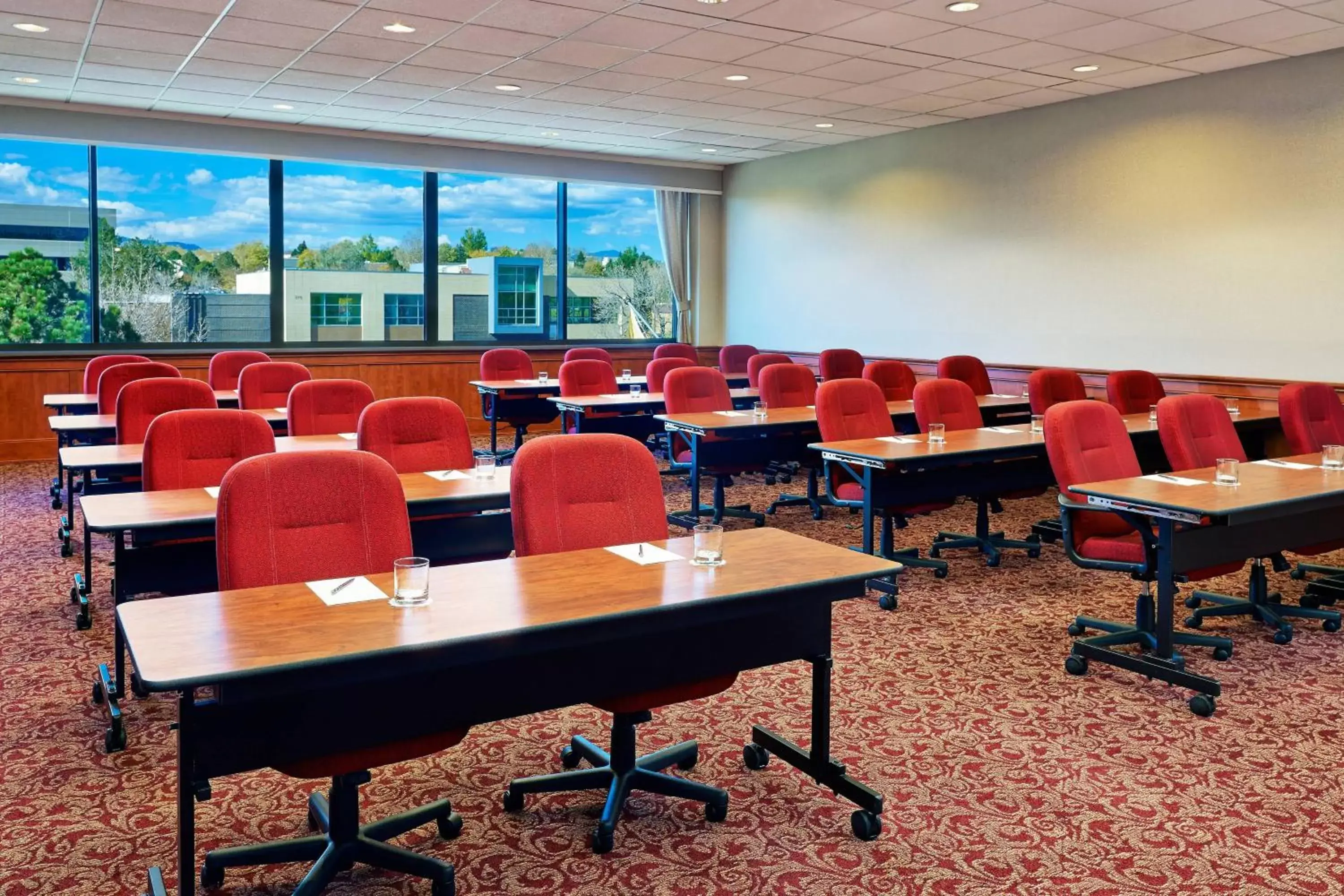 Meeting/conference room in Sheraton Denver West Hotel