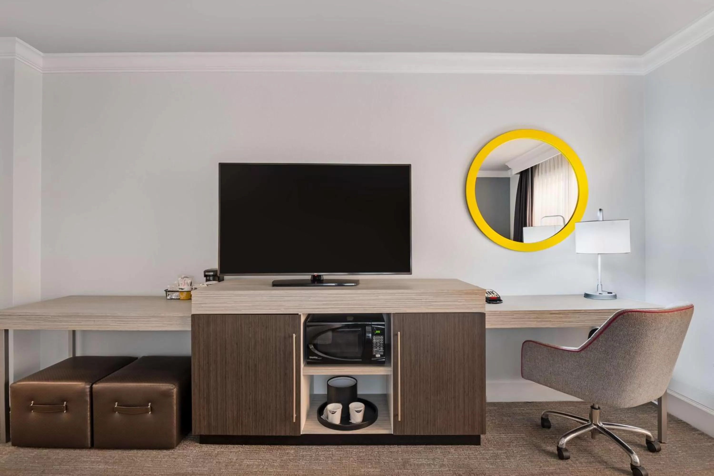 Bedroom in Hampton Inn & Suites Stamford