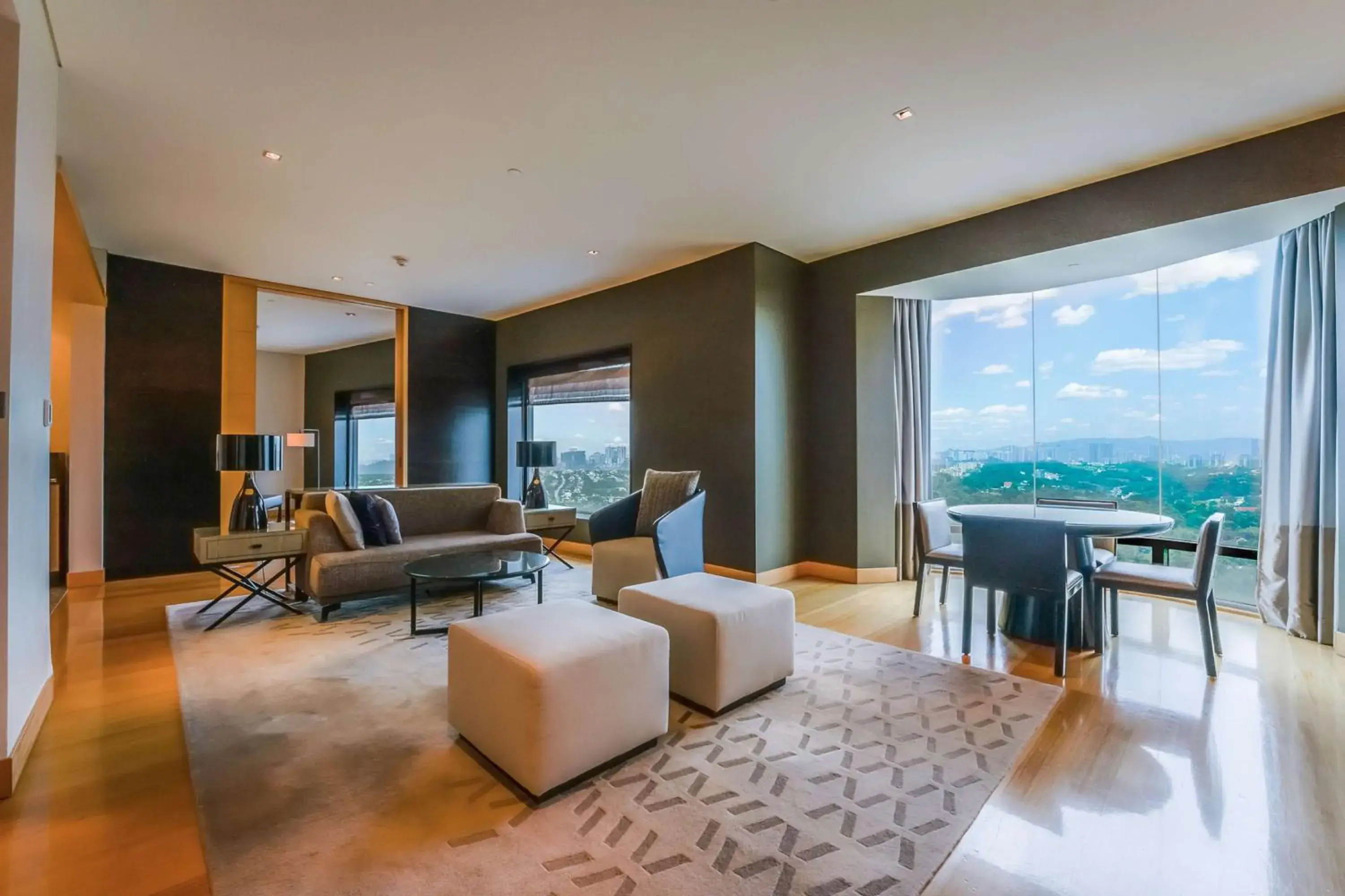 Living room, Seating Area in Hilton Kuala Lumpur