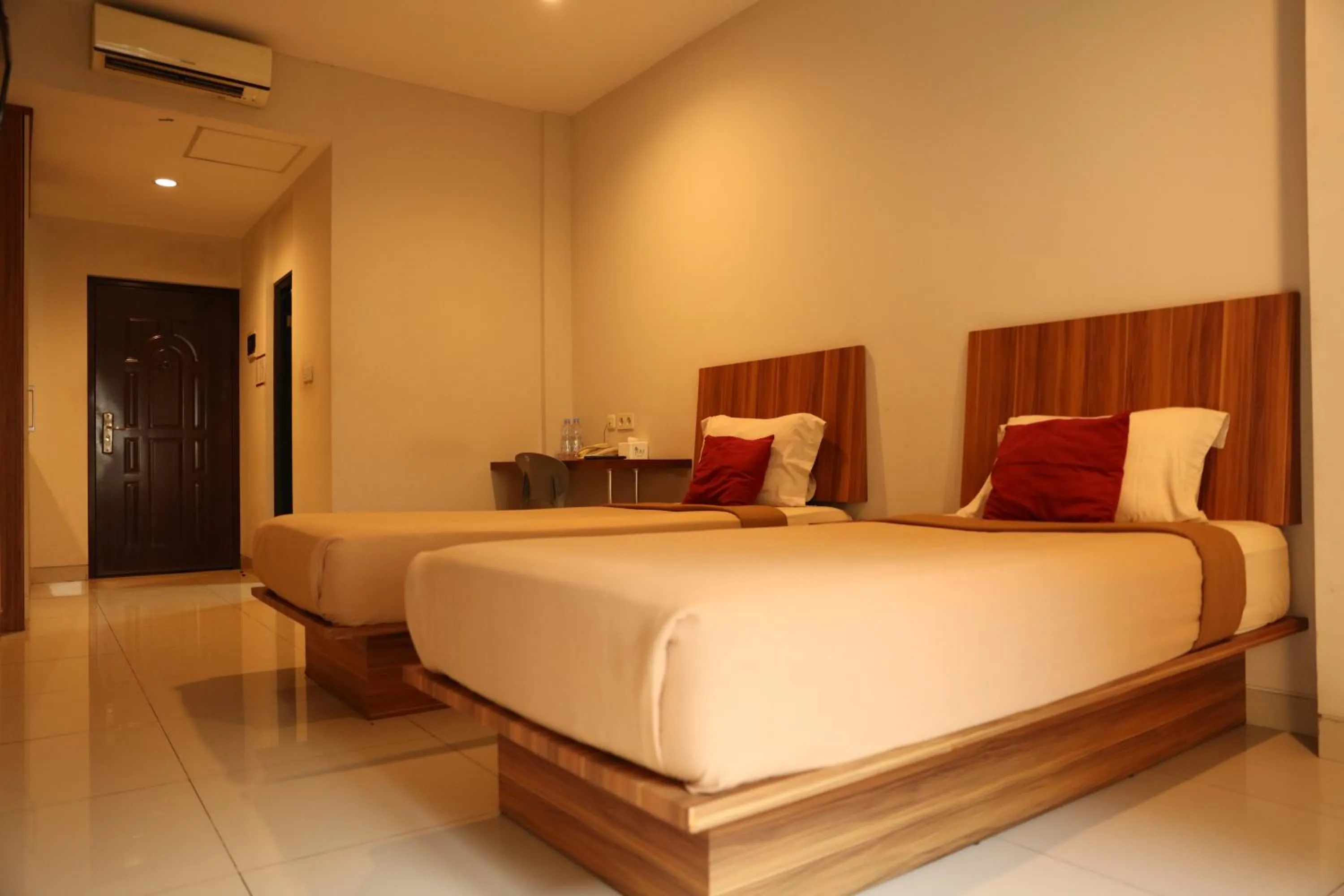 Bedroom, Bed in Bale Ocasa by Behomy