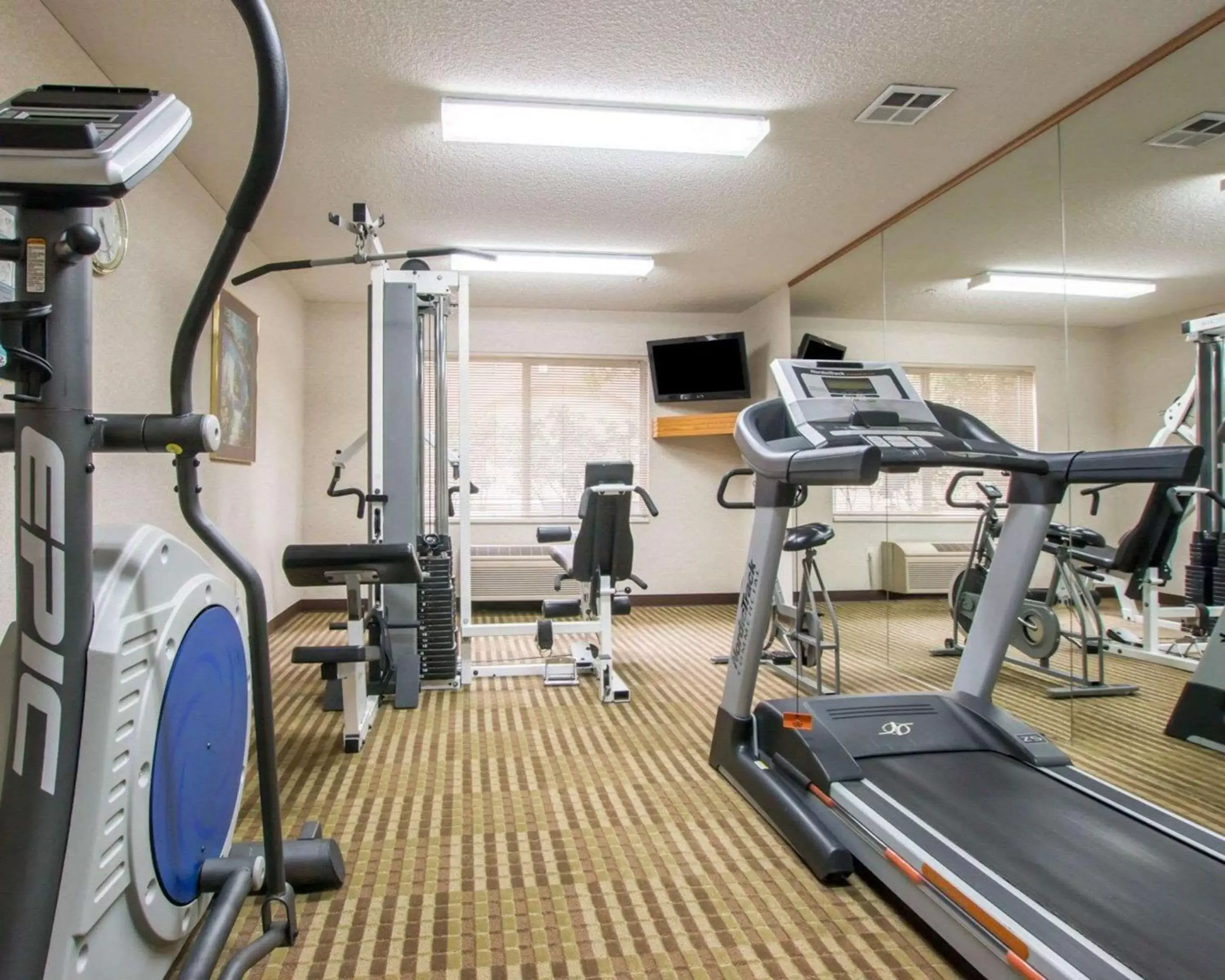 Fitness centre/facilities, Fitness Center/Facilities in Quality Suites San Diego Otay Mesa