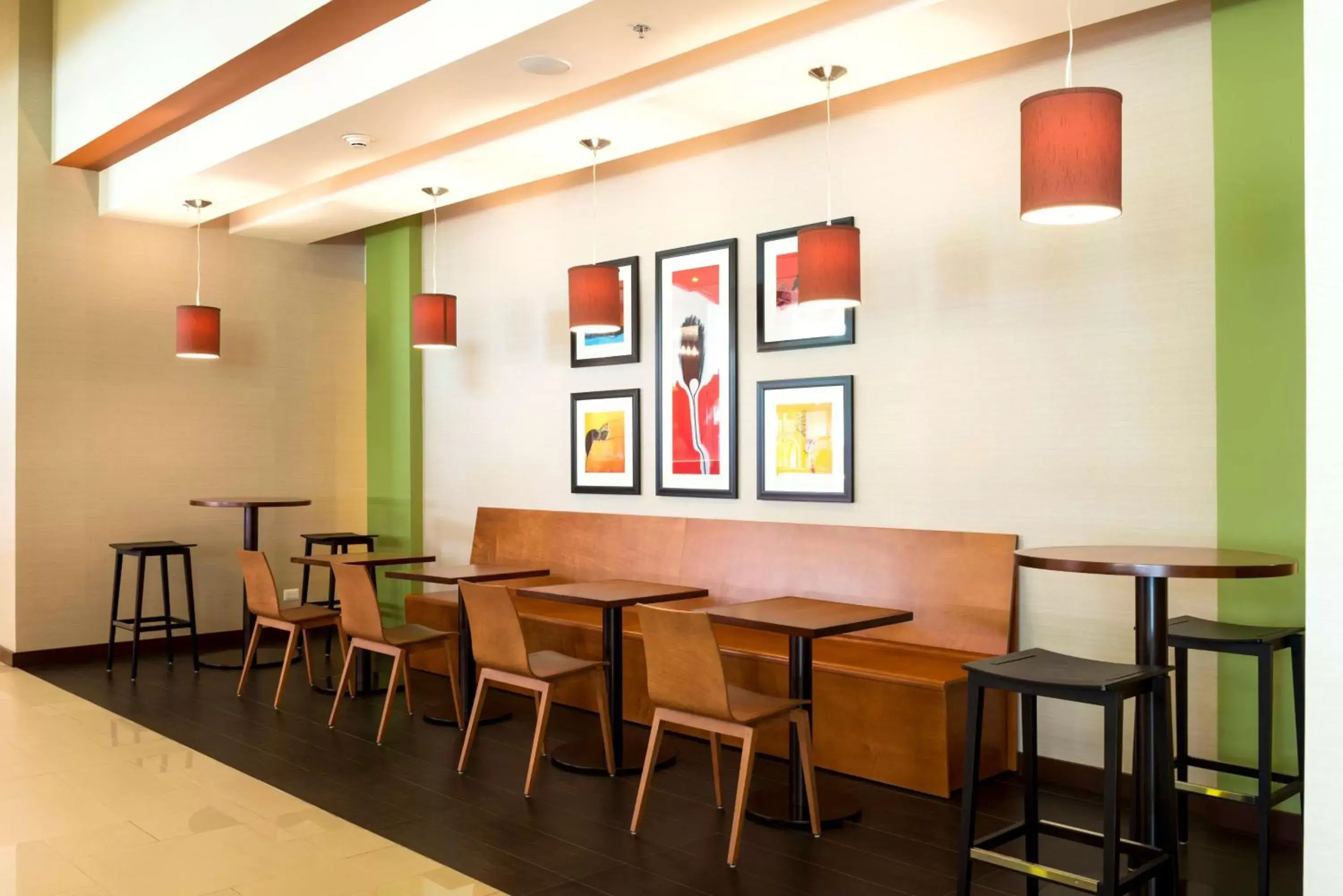 Lounge or bar, Restaurant/Places to Eat in Hyatt Place Ciudad del Carmen