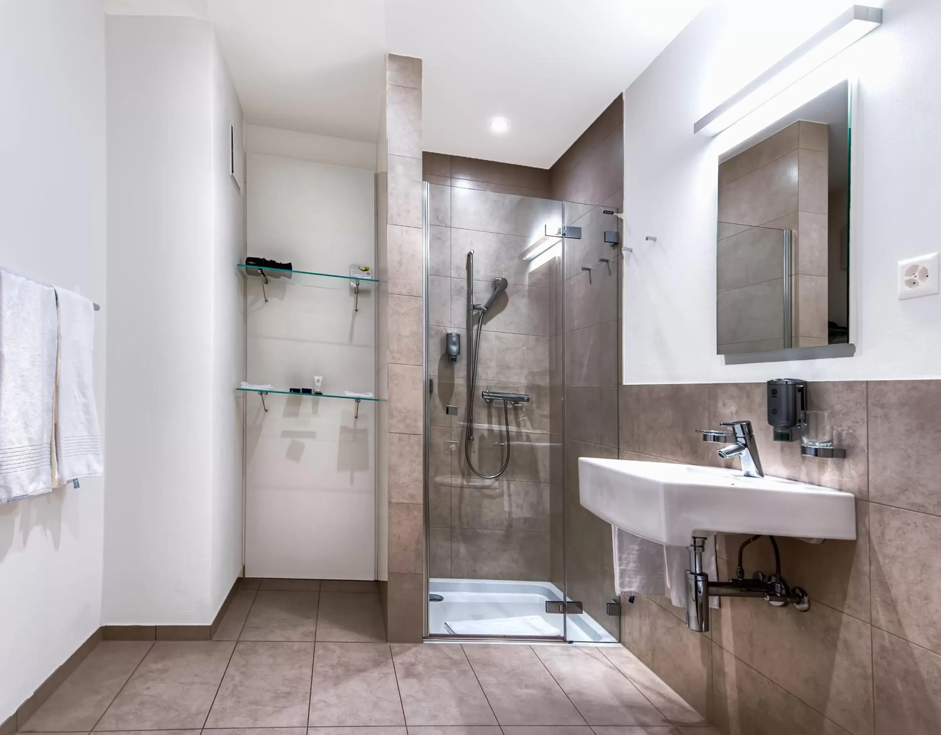 Bathroom in Wellnesshotel Golf Panorama