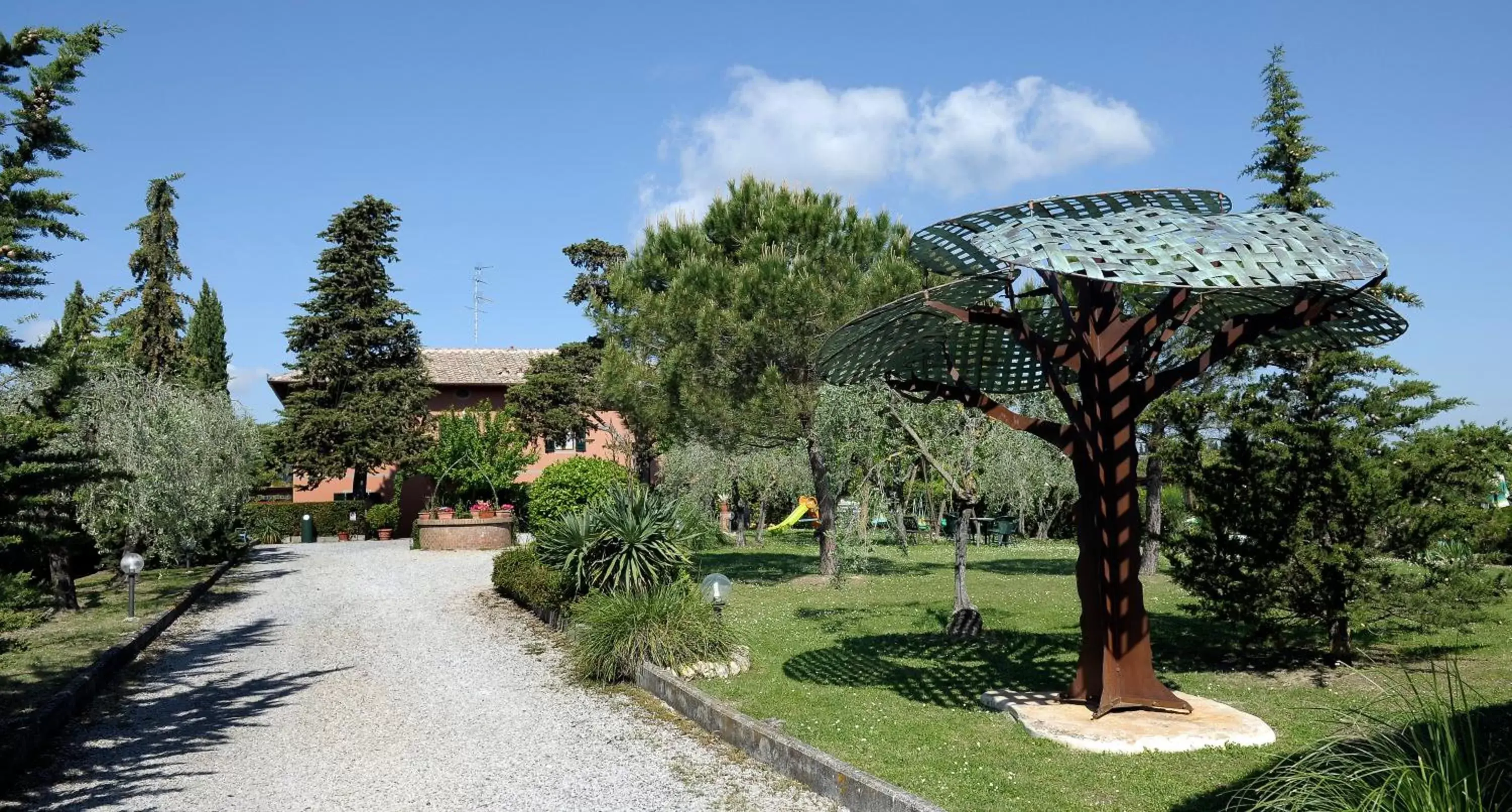 Facade/entrance in Hotel Villa Belvedere