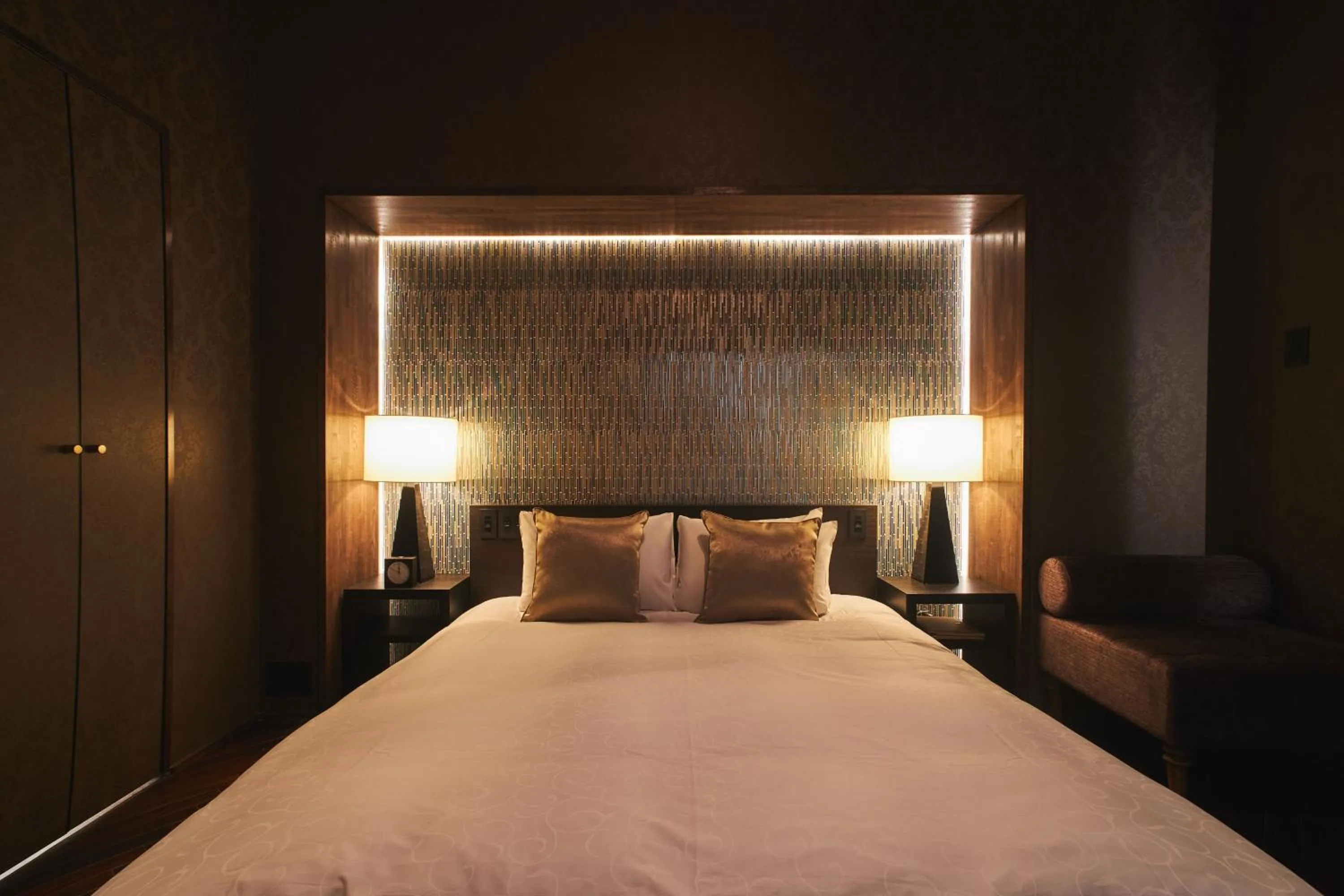 Bedroom, Bed in Roppongi Hotel S