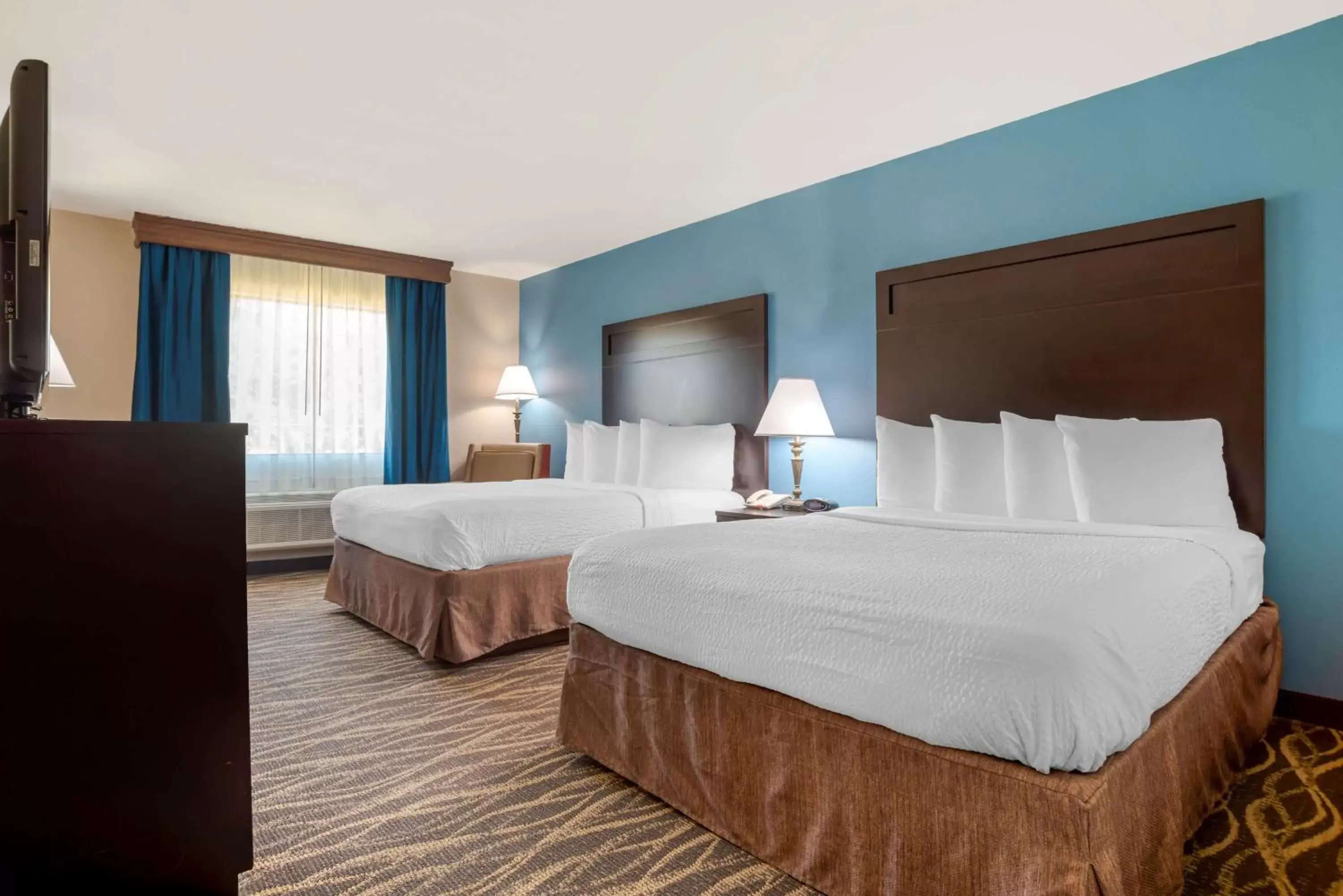 Queen Room with Two Queen Beds - Non Smoking in Best Western Ville Platte Queen Room with Two Queen Beds - Non Smoking in Best Western Ville Platte