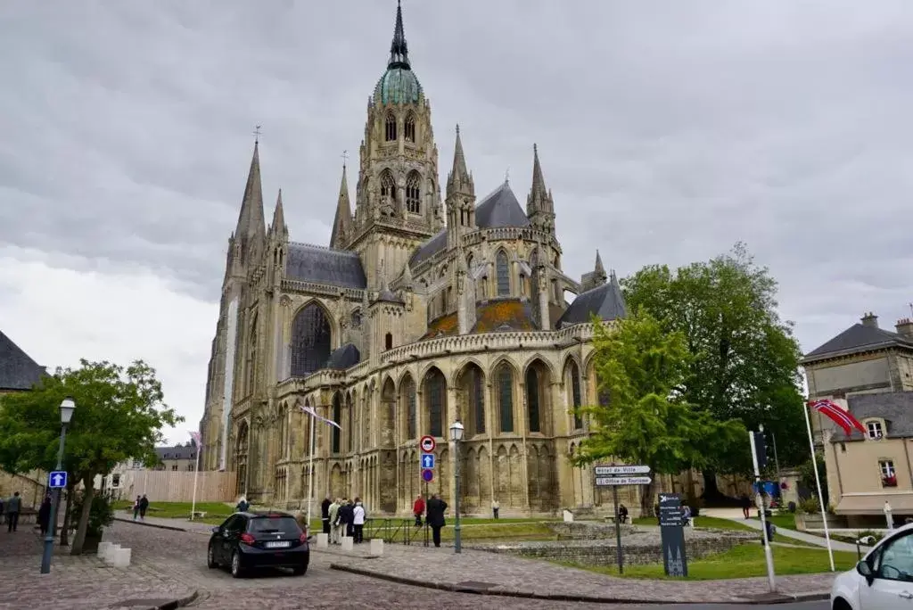 Nearby landmark in Le Bourg