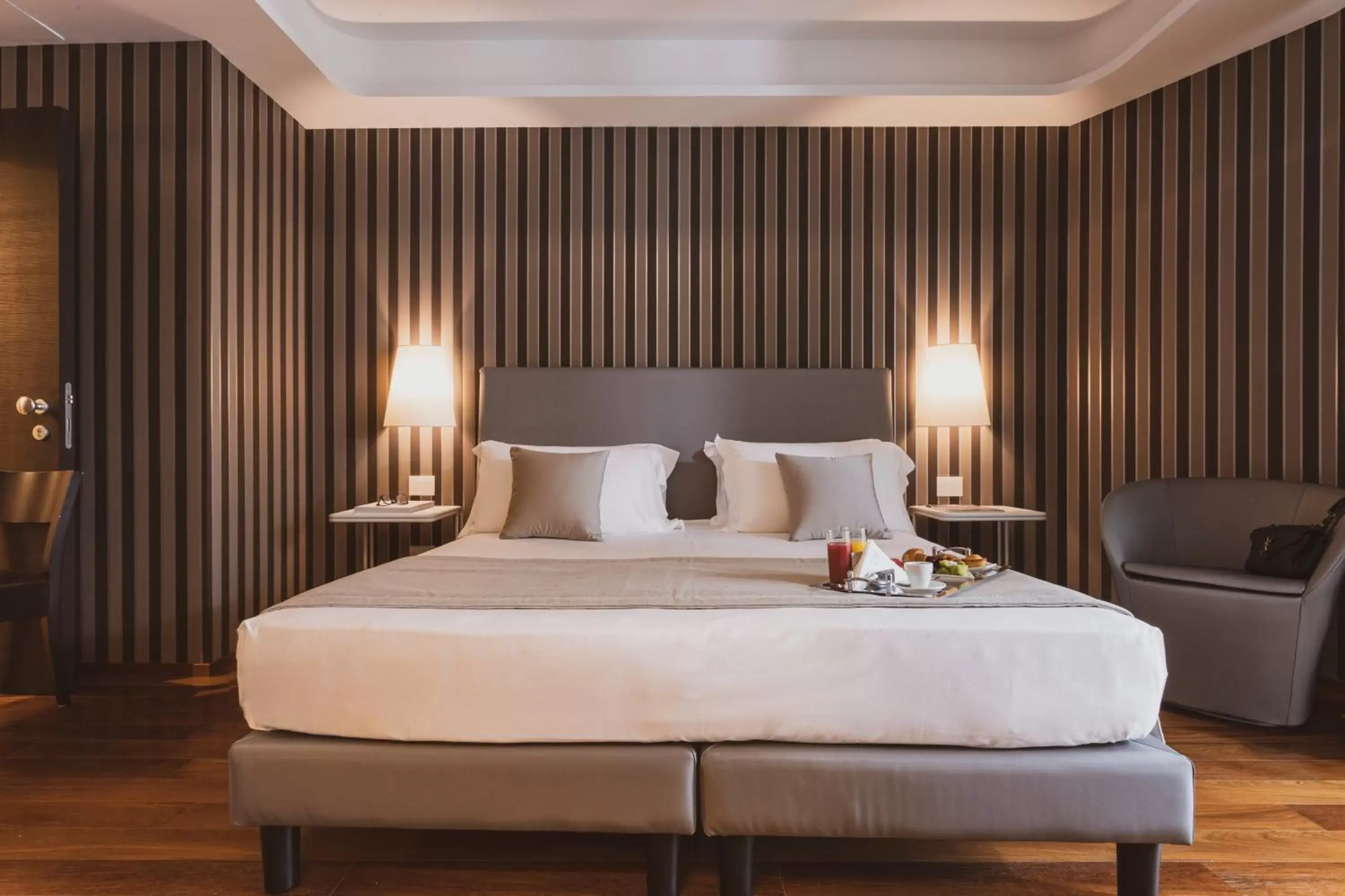 Bed in Callistos Hotel & Spa