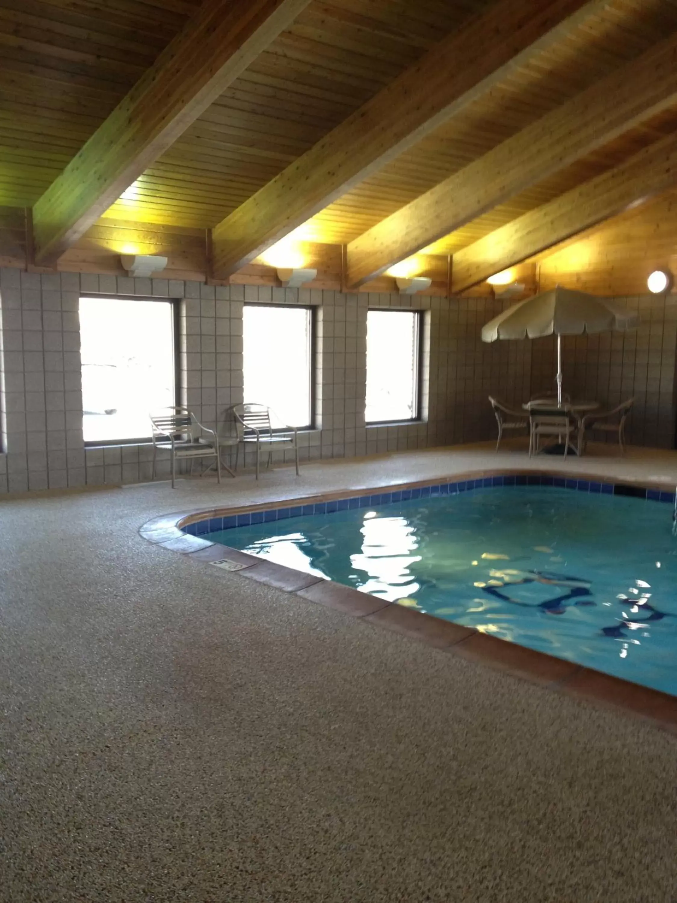 Swimming Pool in AmericInn by Wyndham Ottumwa