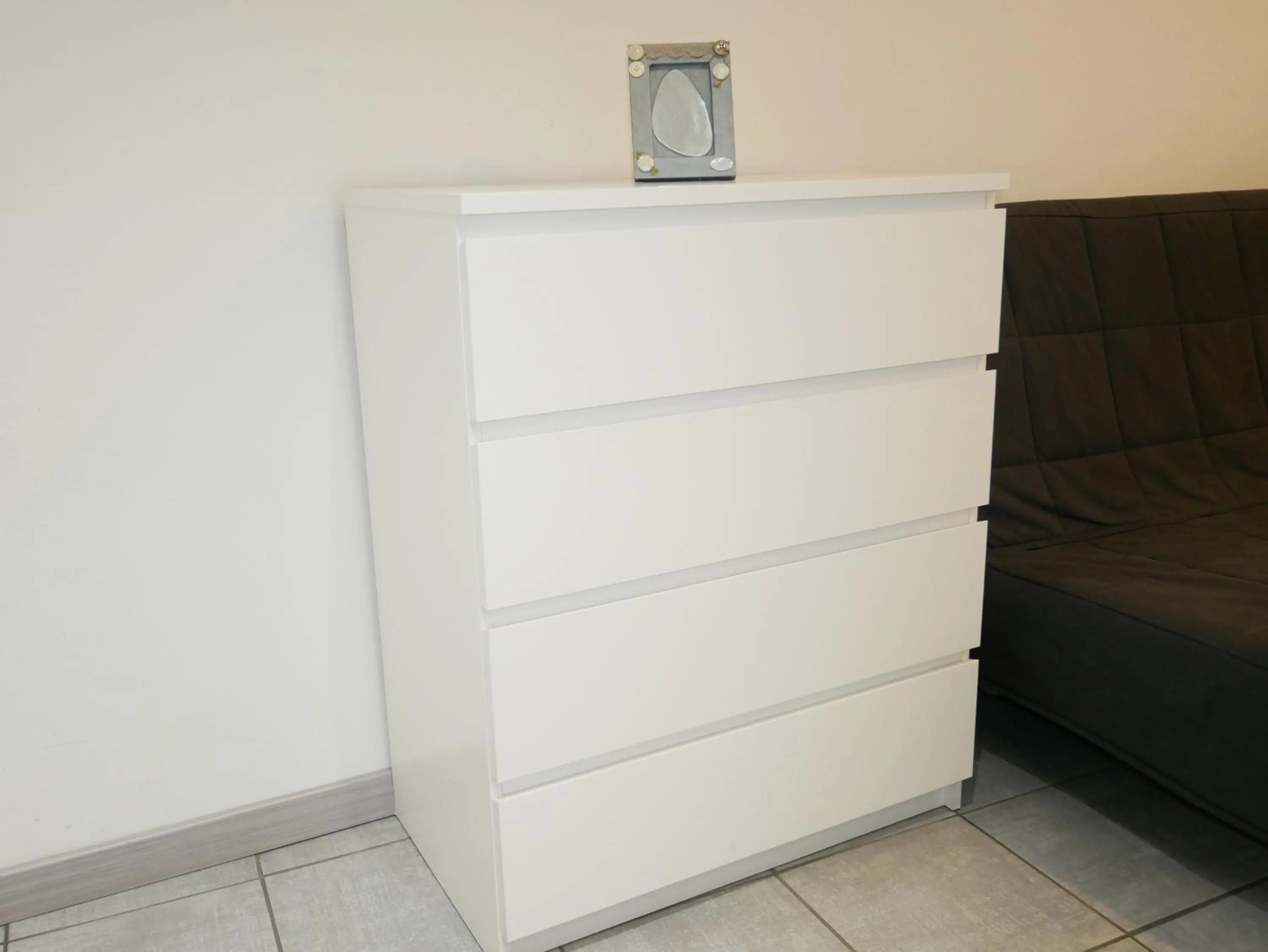 Decorative detail in L'Oriflamme