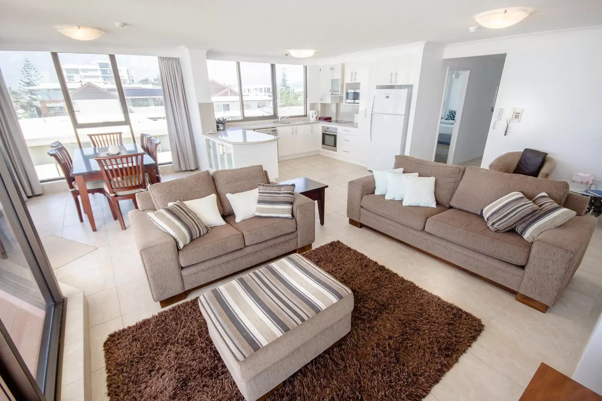 Balcony/Terrace, Seating Area in Albatross North Apartments