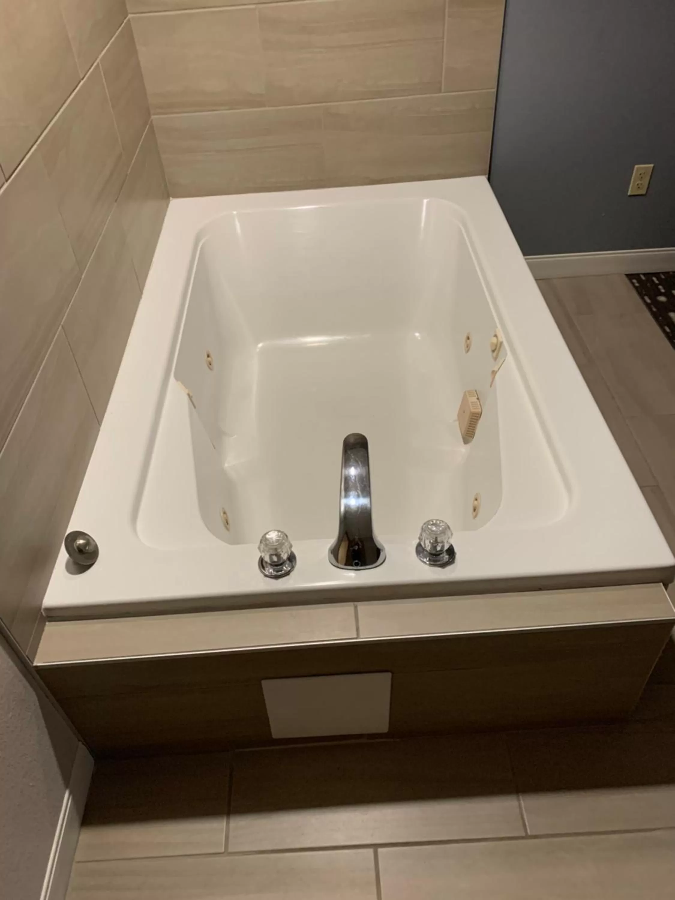 Bathroom in Wingate by Wyndham Brighton