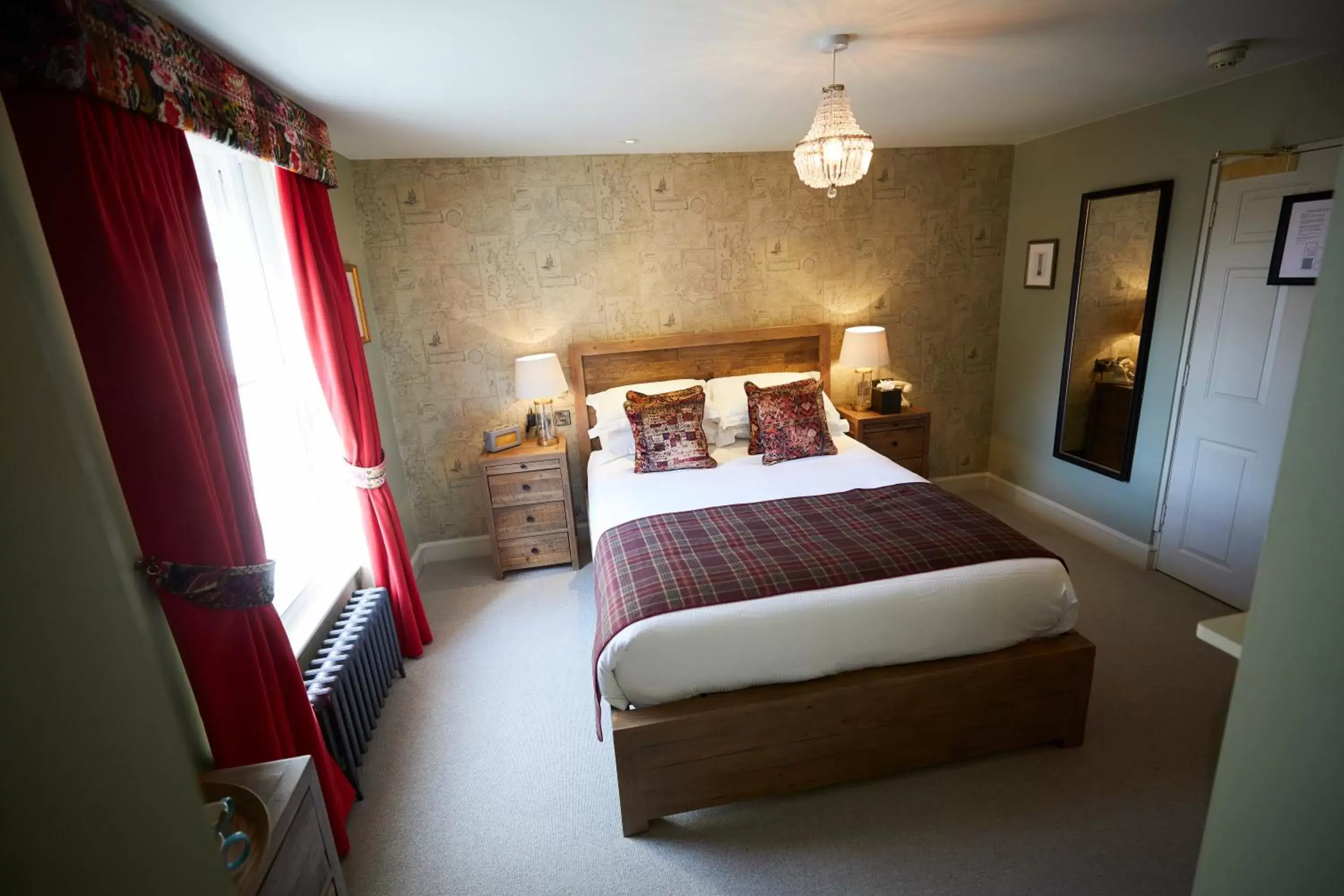 Photo of the whole room, Bed in Wykeham Arms